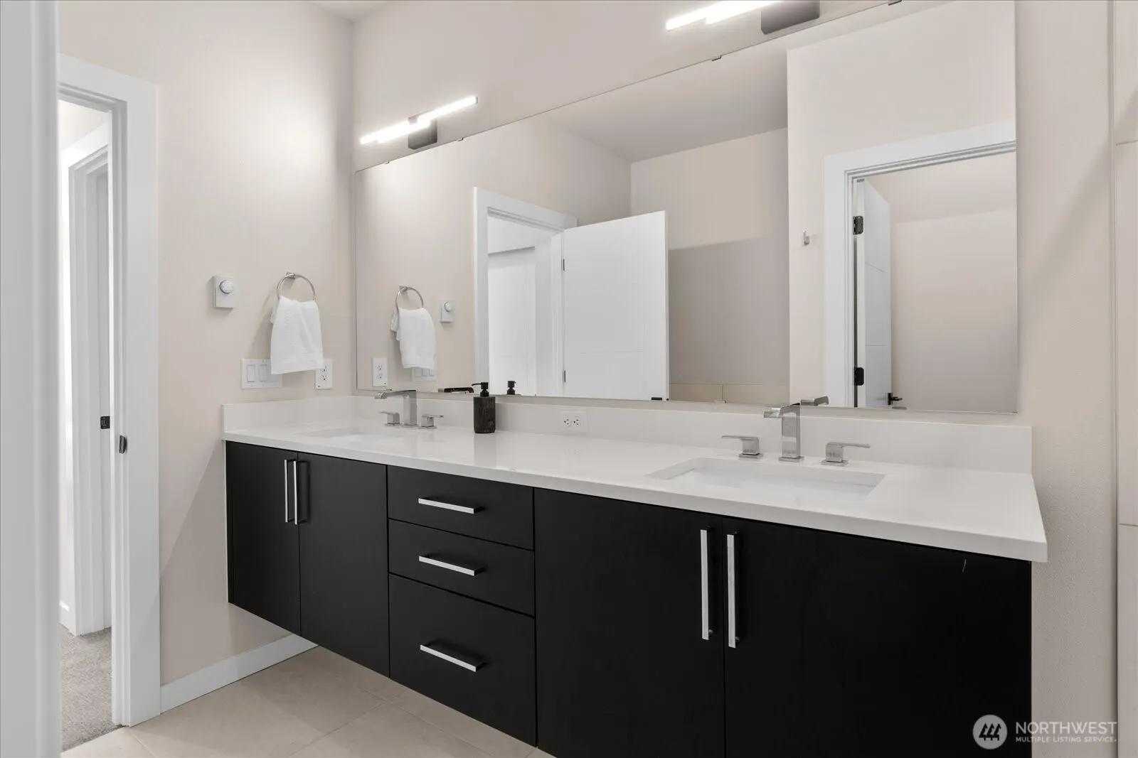 8922 NE 173rd Place #B, Bothell, WA 98011