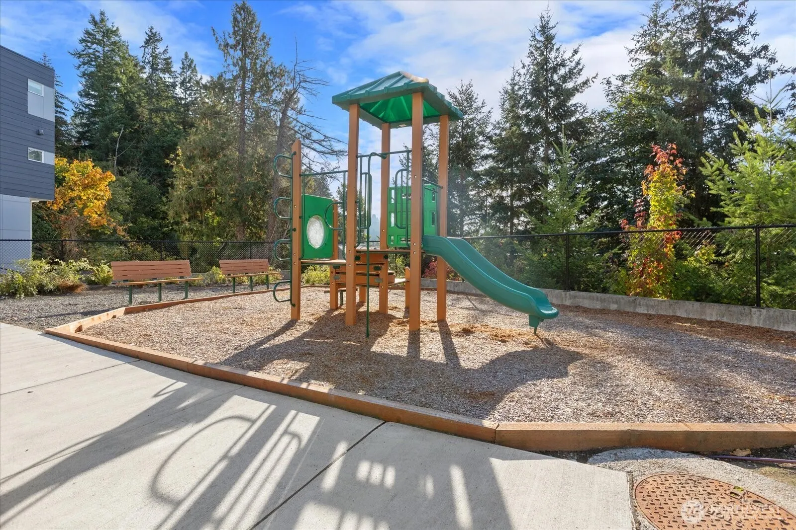 8922 NE 173rd Place #B, Bothell, WA 98011