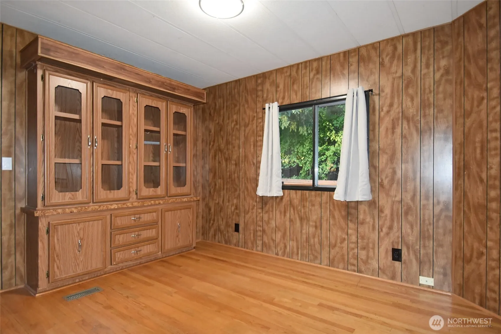 18430 NE Woodinville Duvall Place , Woodinville, WA 98077