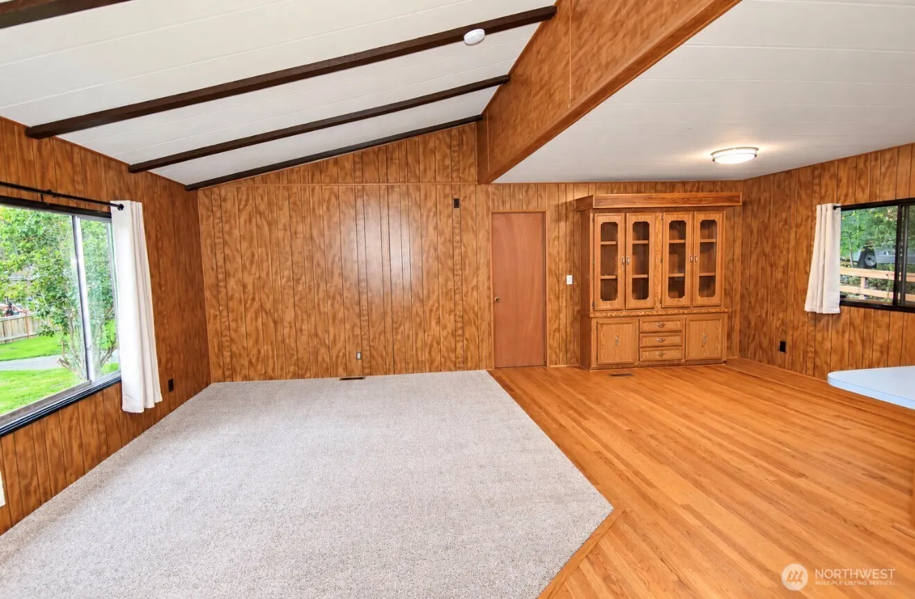 18430 NE Woodinville Duvall Place , Woodinville, WA 98077