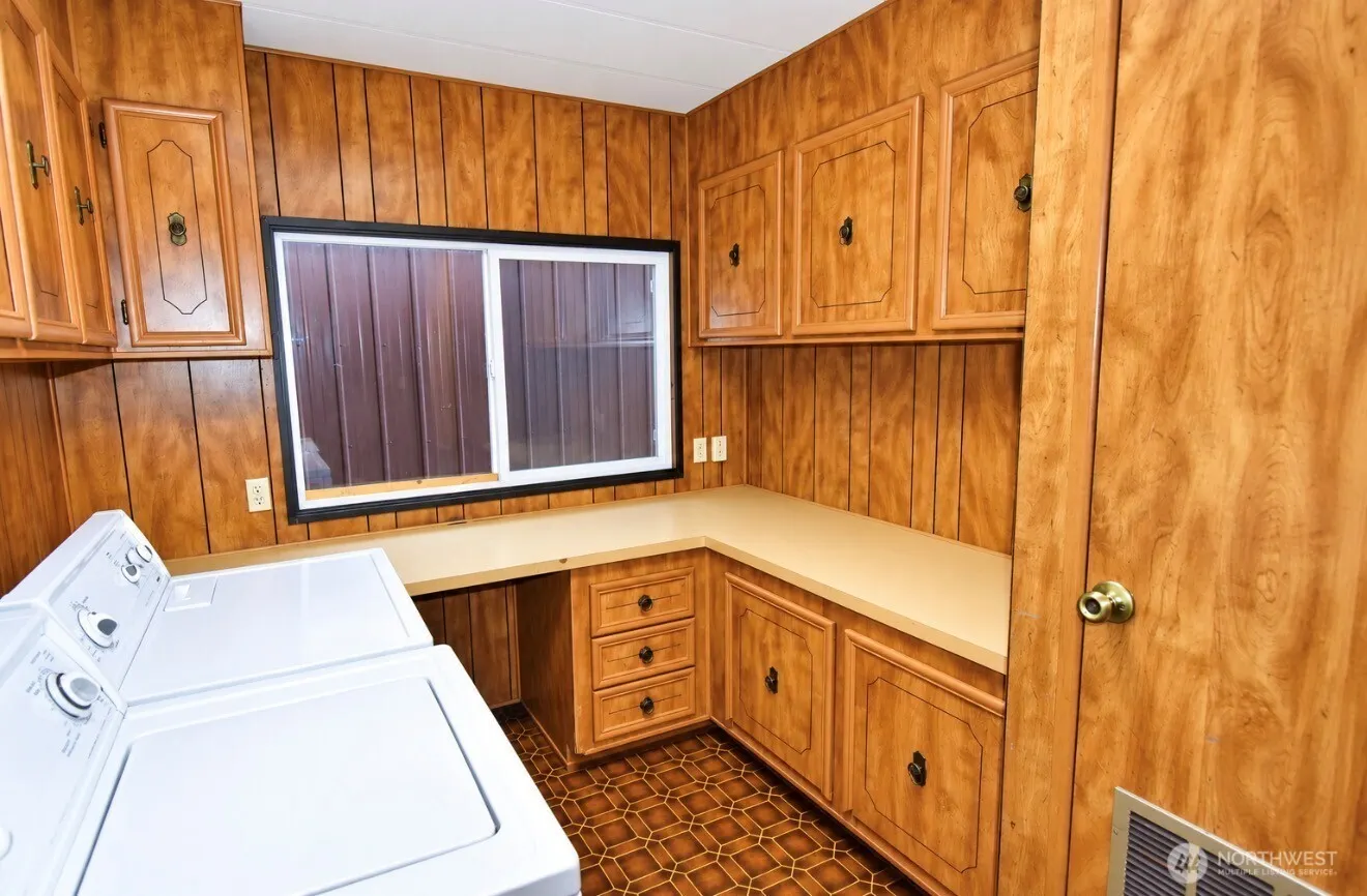 18430 NE Woodinville Duvall Place , Woodinville, WA 98077