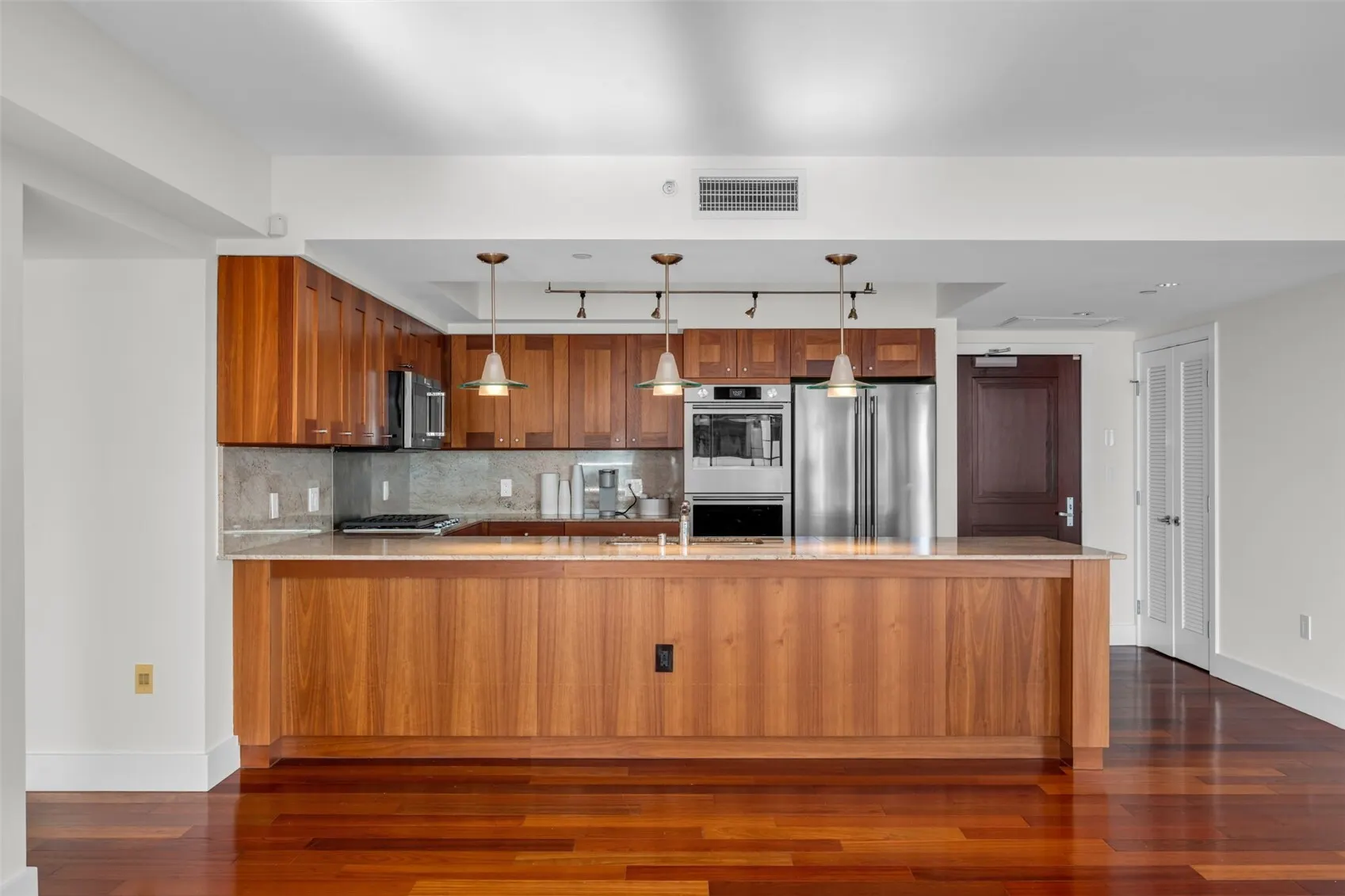 650 Bellevue Way NE #2903, Bellevue, WA 98004