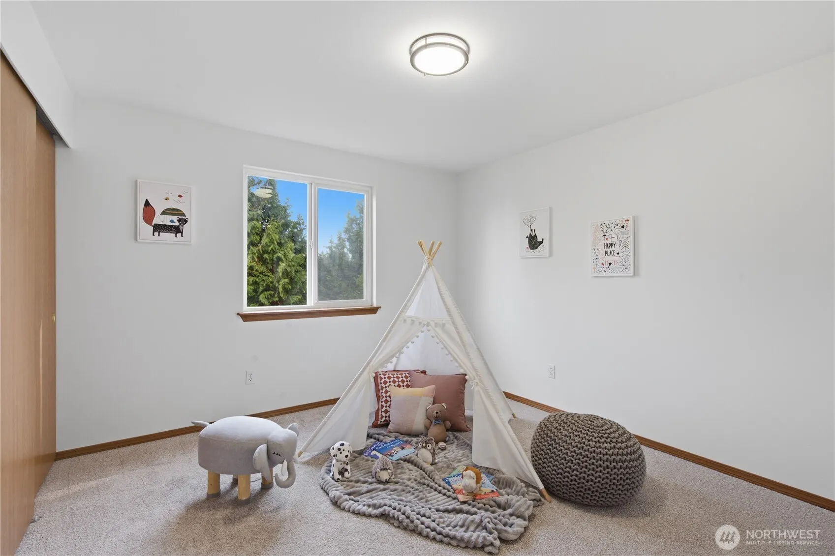19315 8th Ave W, Lynnwood, WA 98036