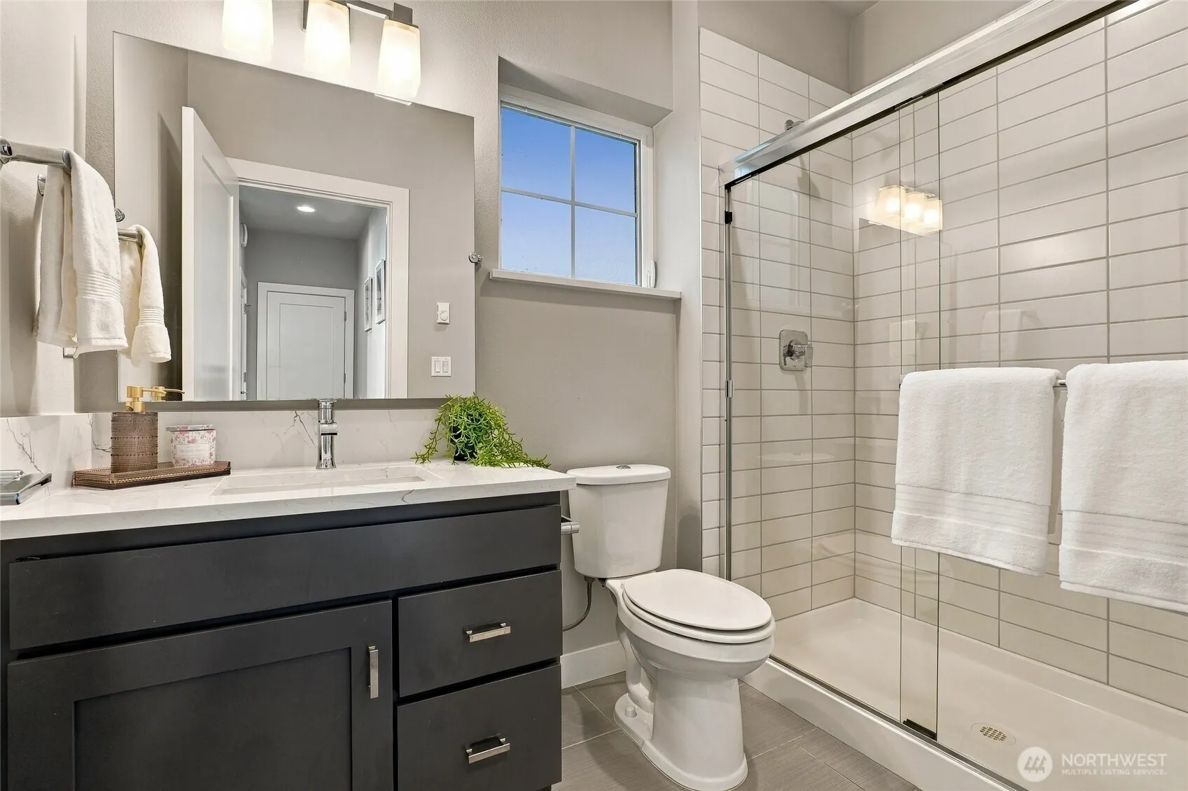 22743 SE 14th Court #14, Sammamish, WA 98075