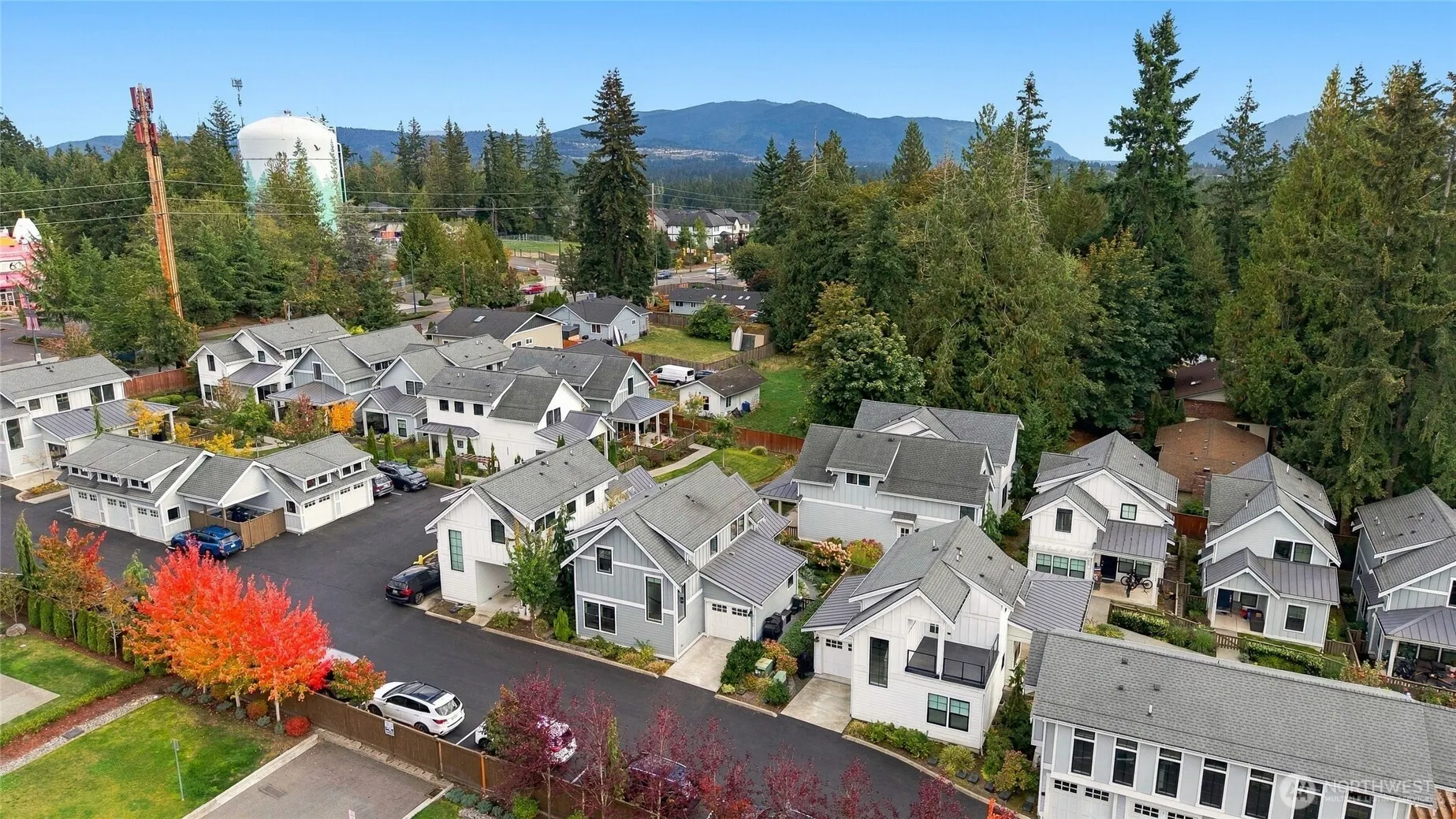 22743 SE 14th Court #14, Sammamish, WA 98075