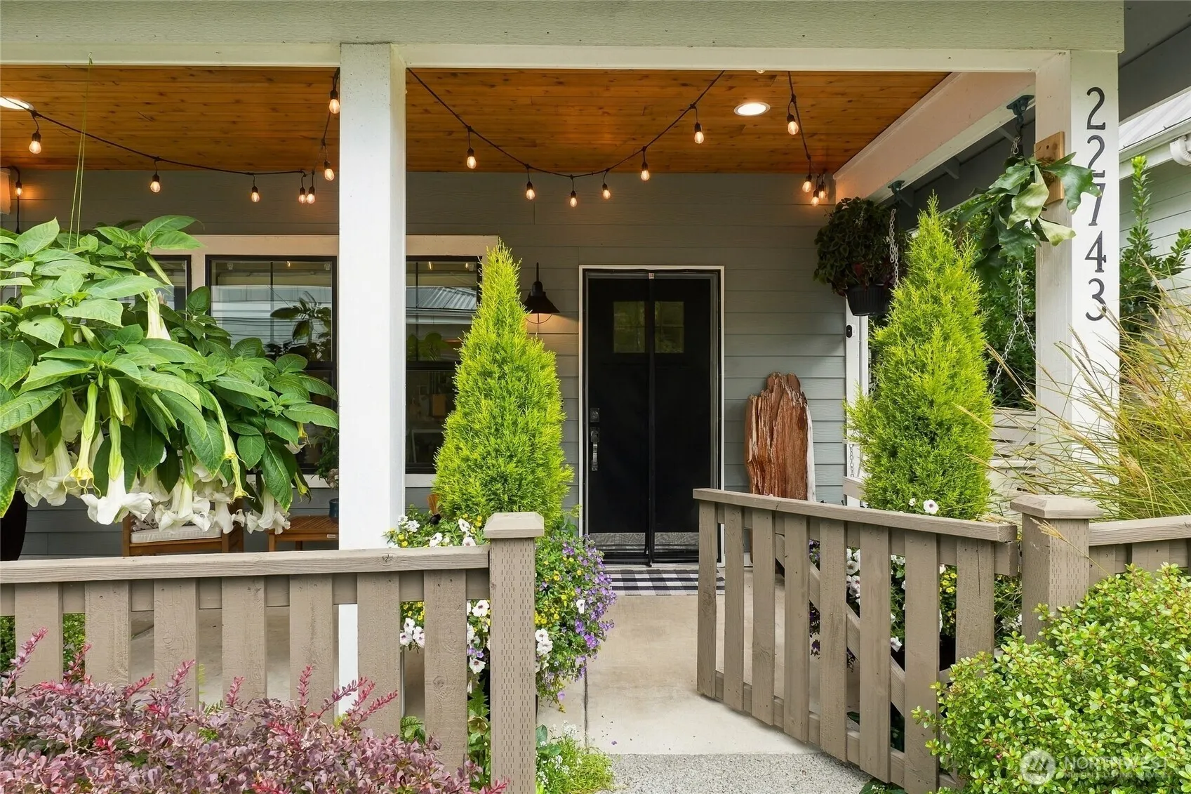 22743 SE 14th Court #14, Sammamish, WA 98075