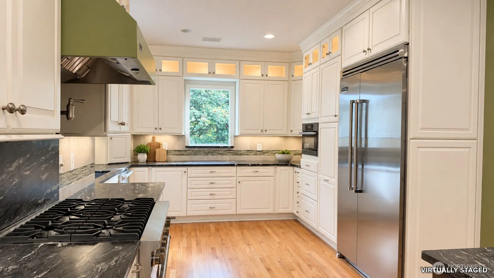 5428 159TH Place SE, Bellevue, WA 98006