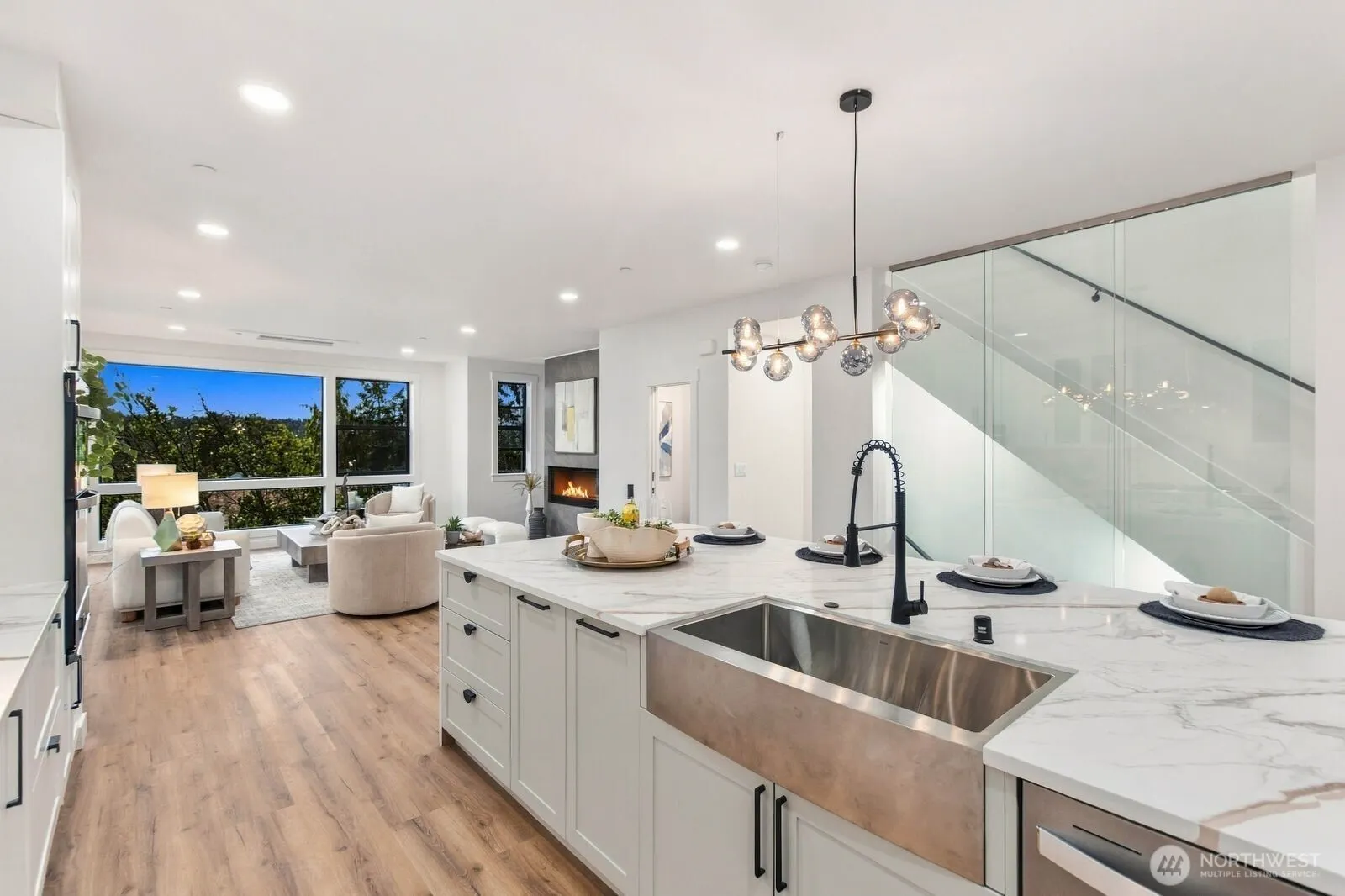 932 Duchess Road #B-3, Bothell, WA 98012
