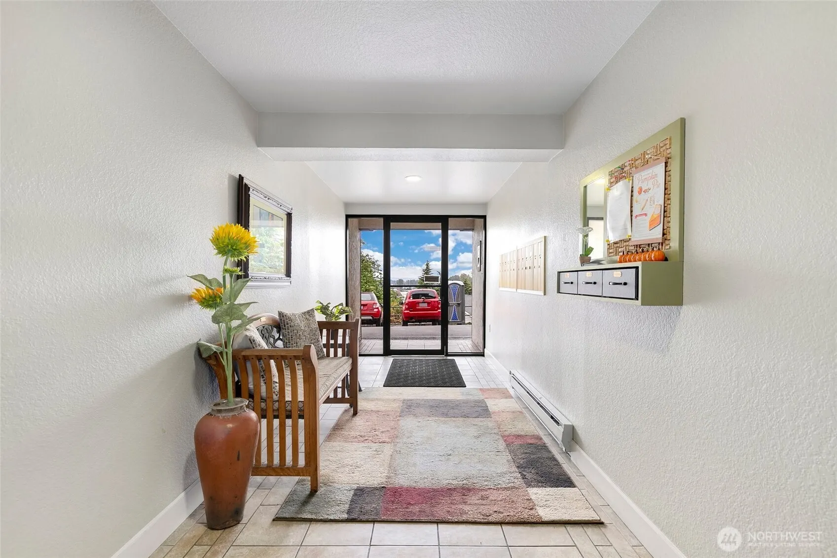 317 Kennebeck Avenue S #204, Kent, WA 98030