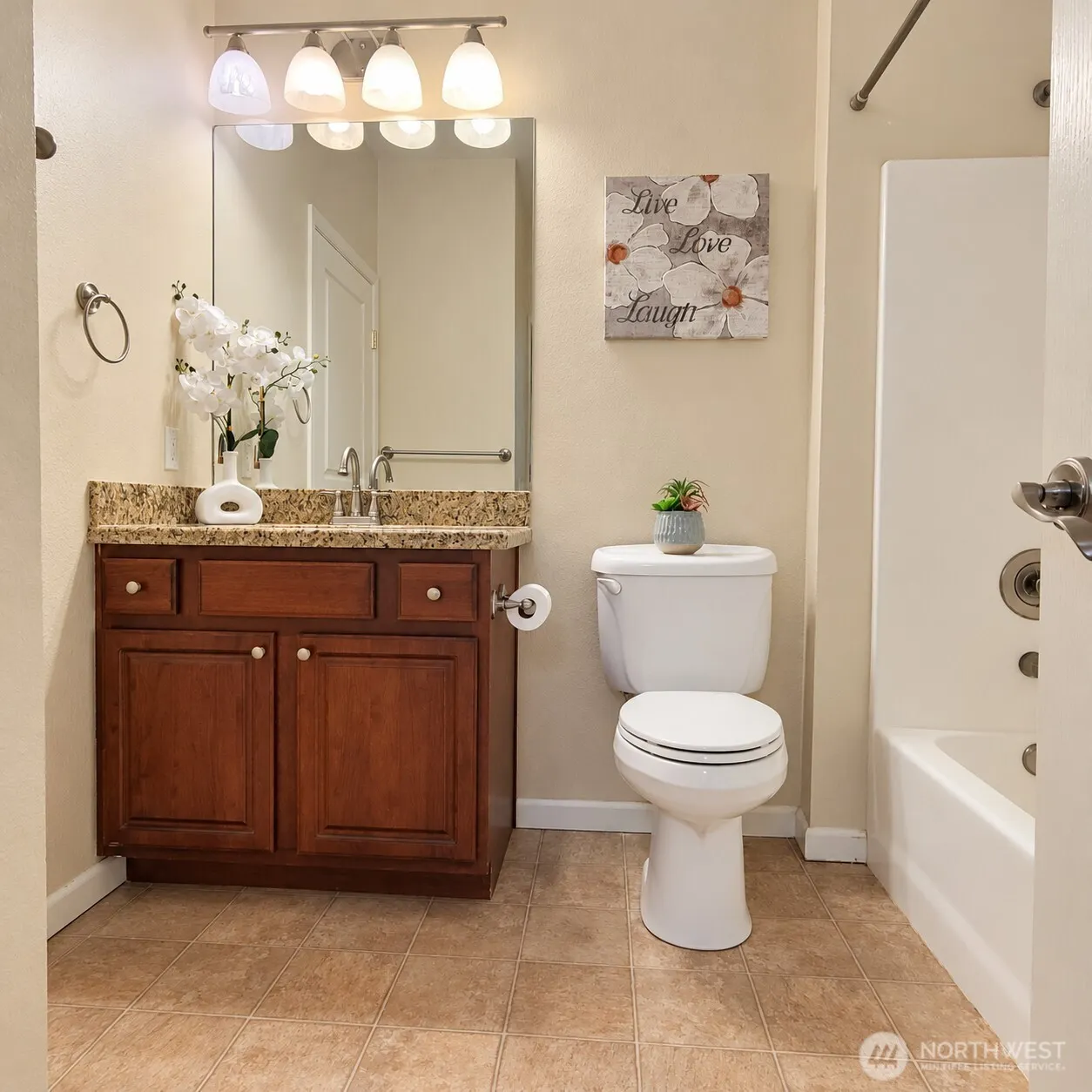 225 Logan Avenue S #106, Renton, WA 98057