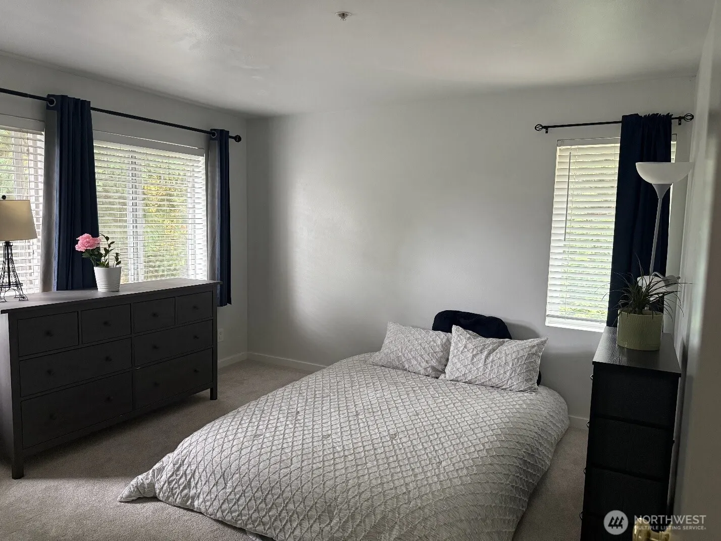 22121 41st Place S #202, Kent, WA 98032