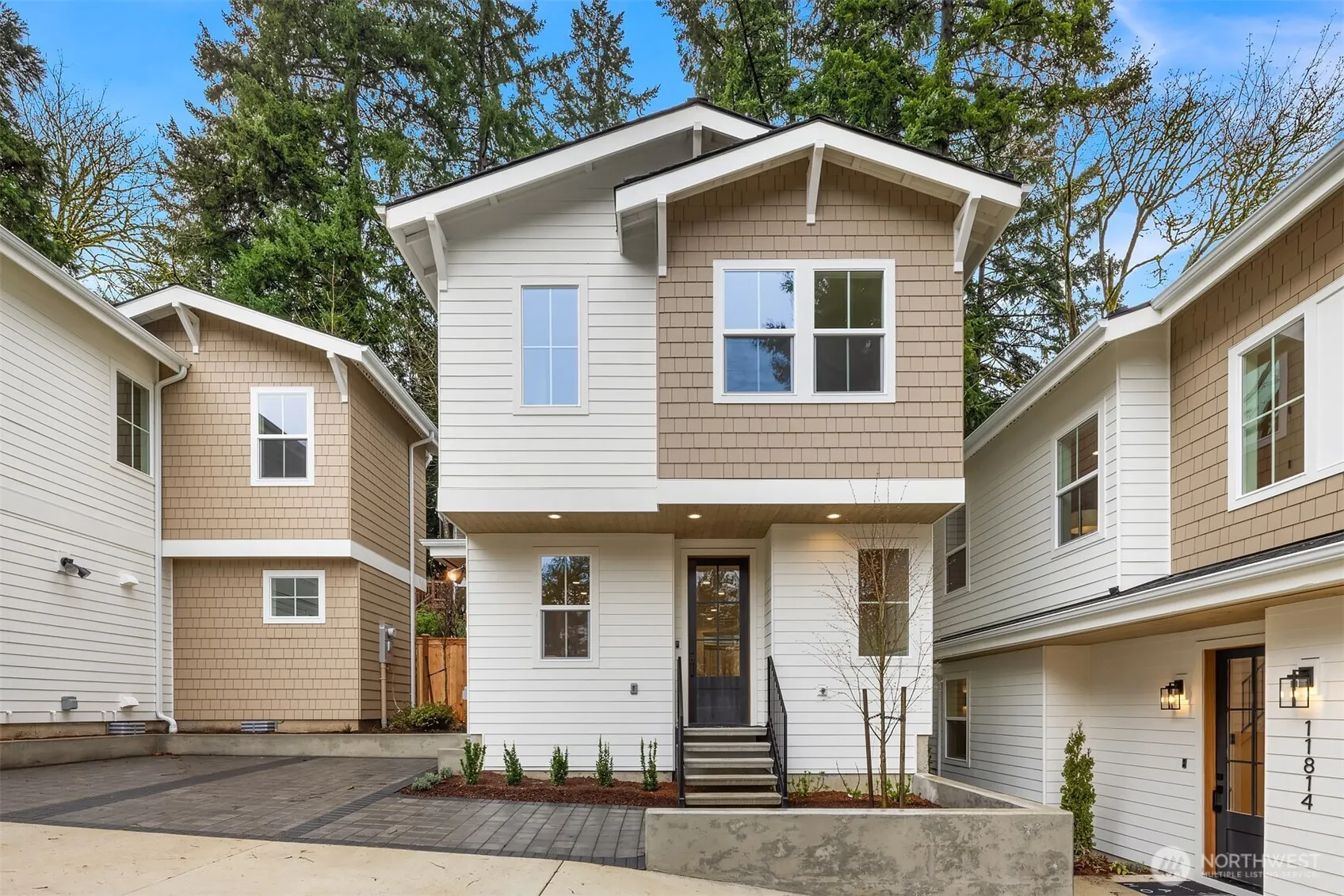 11814 - 11810 NE 103rd Place , Kirkland, WA 98033