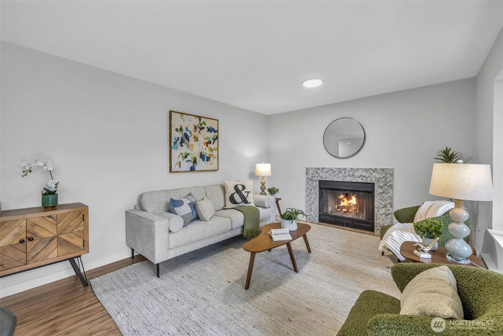 11701 100th Avenue NE #4, Kirkland, WA 98034