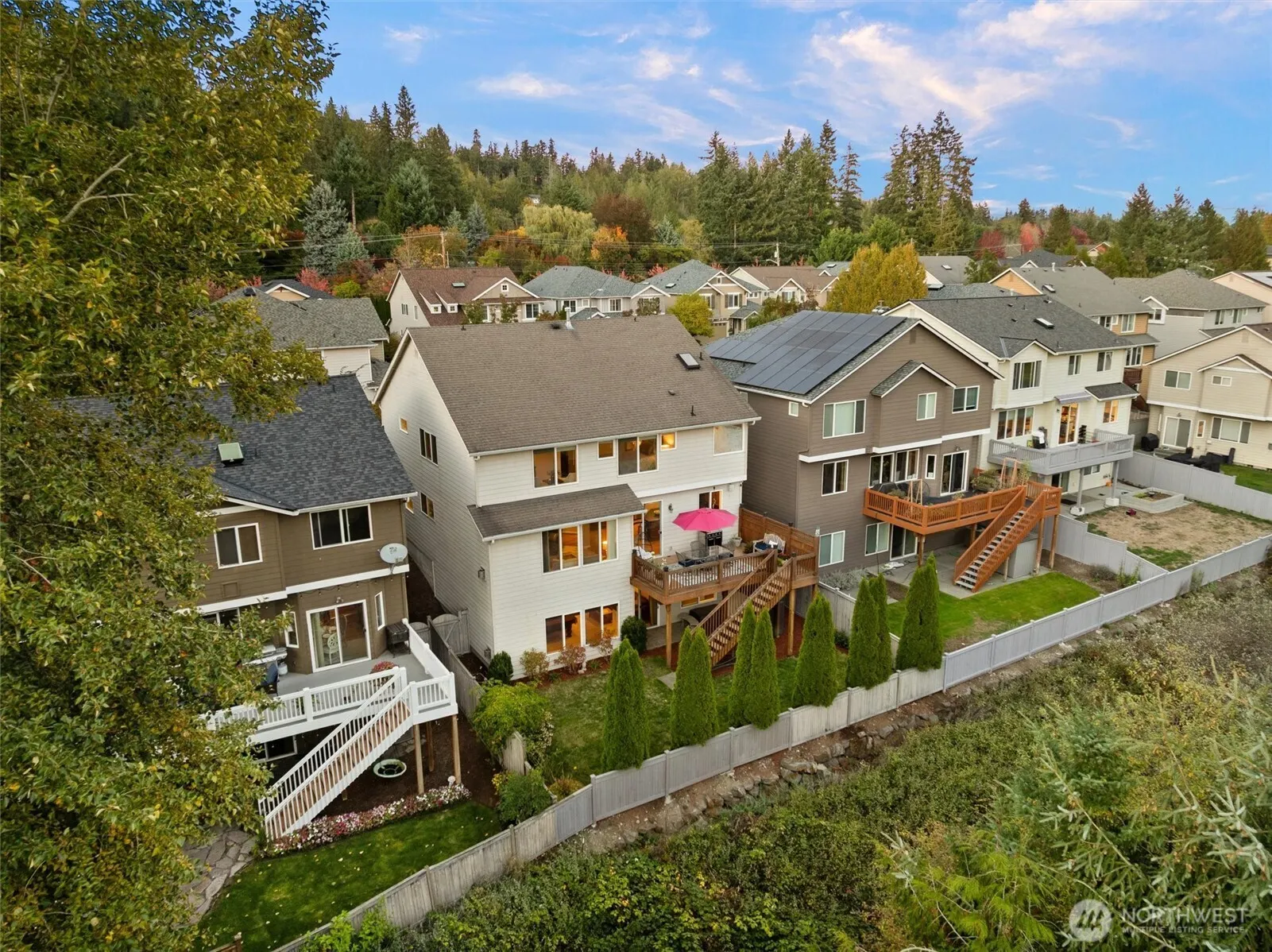 22307 NE 6th Court , Sammamish, WA 98074