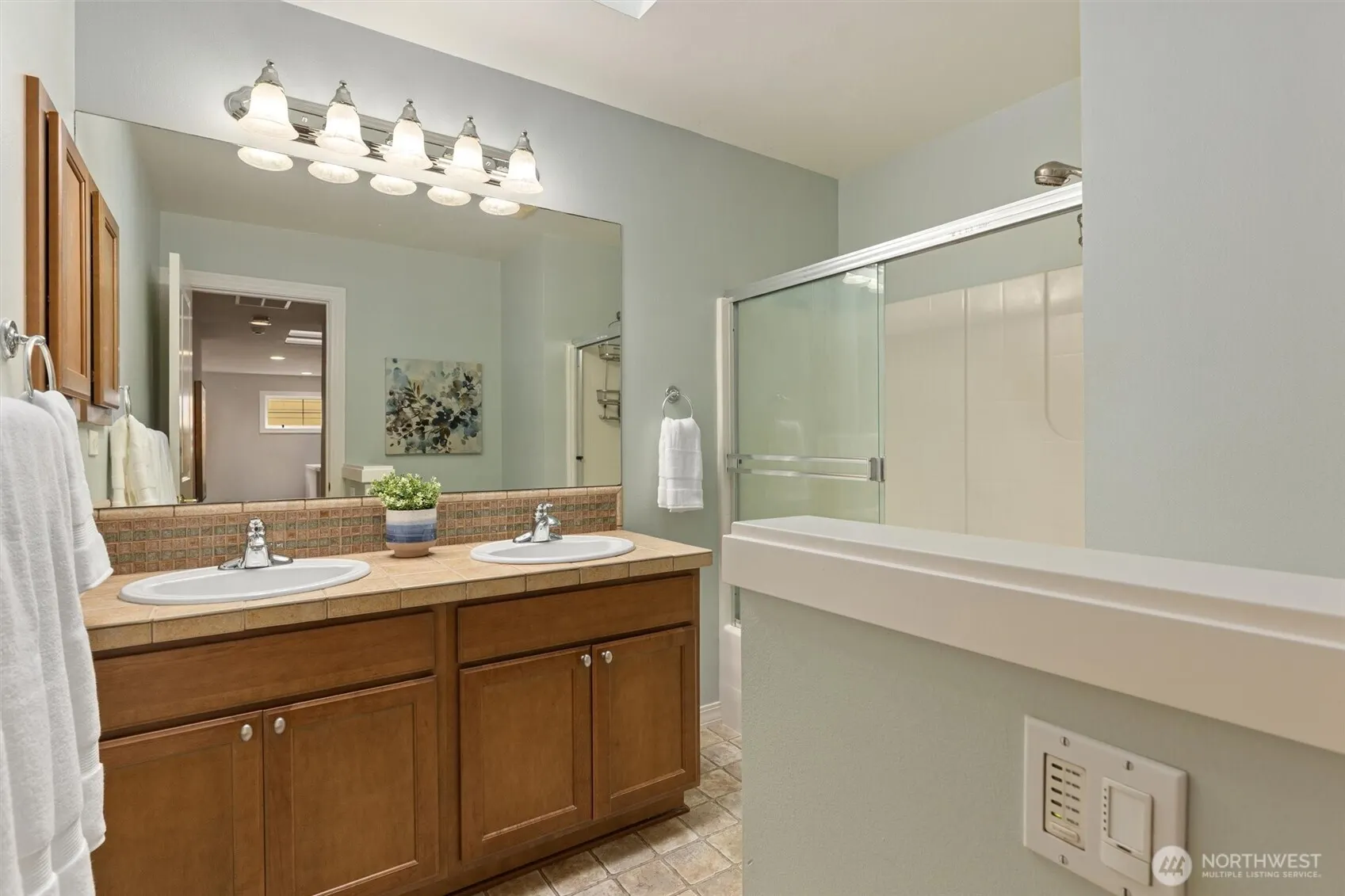 22307 NE 6th Court , Sammamish, WA 98074