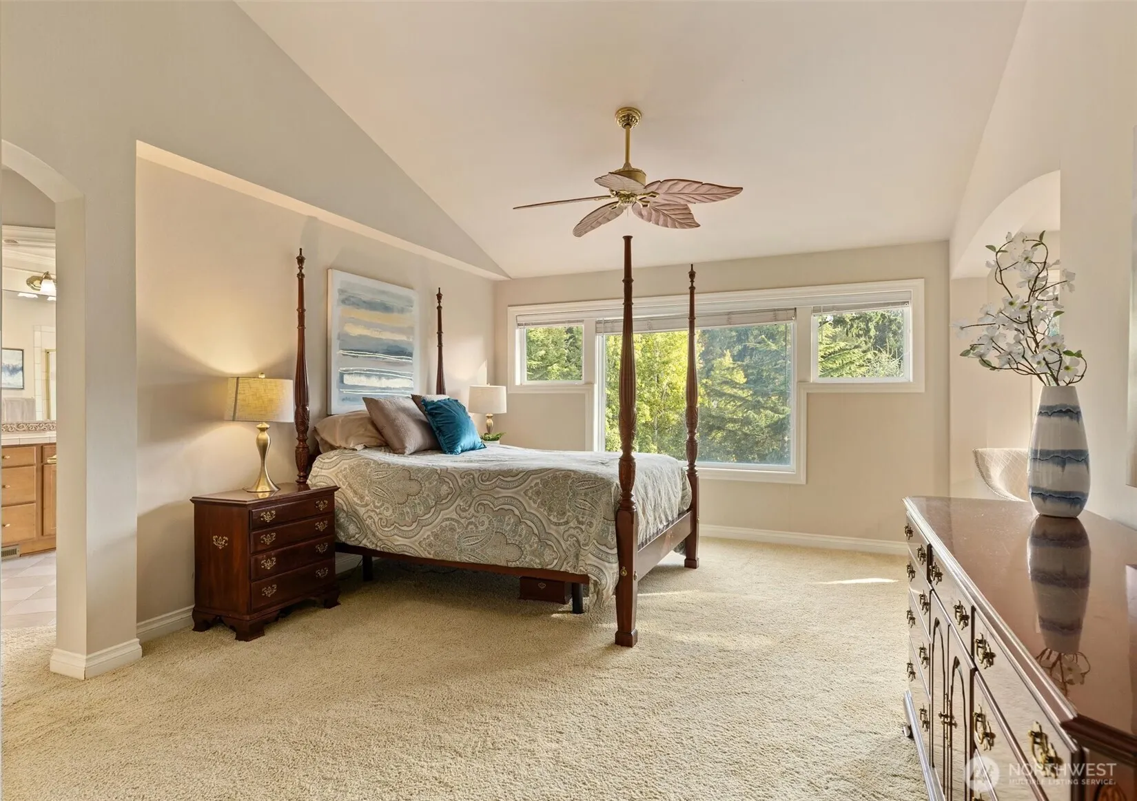 22307 NE 6th Court , Sammamish, WA 98074