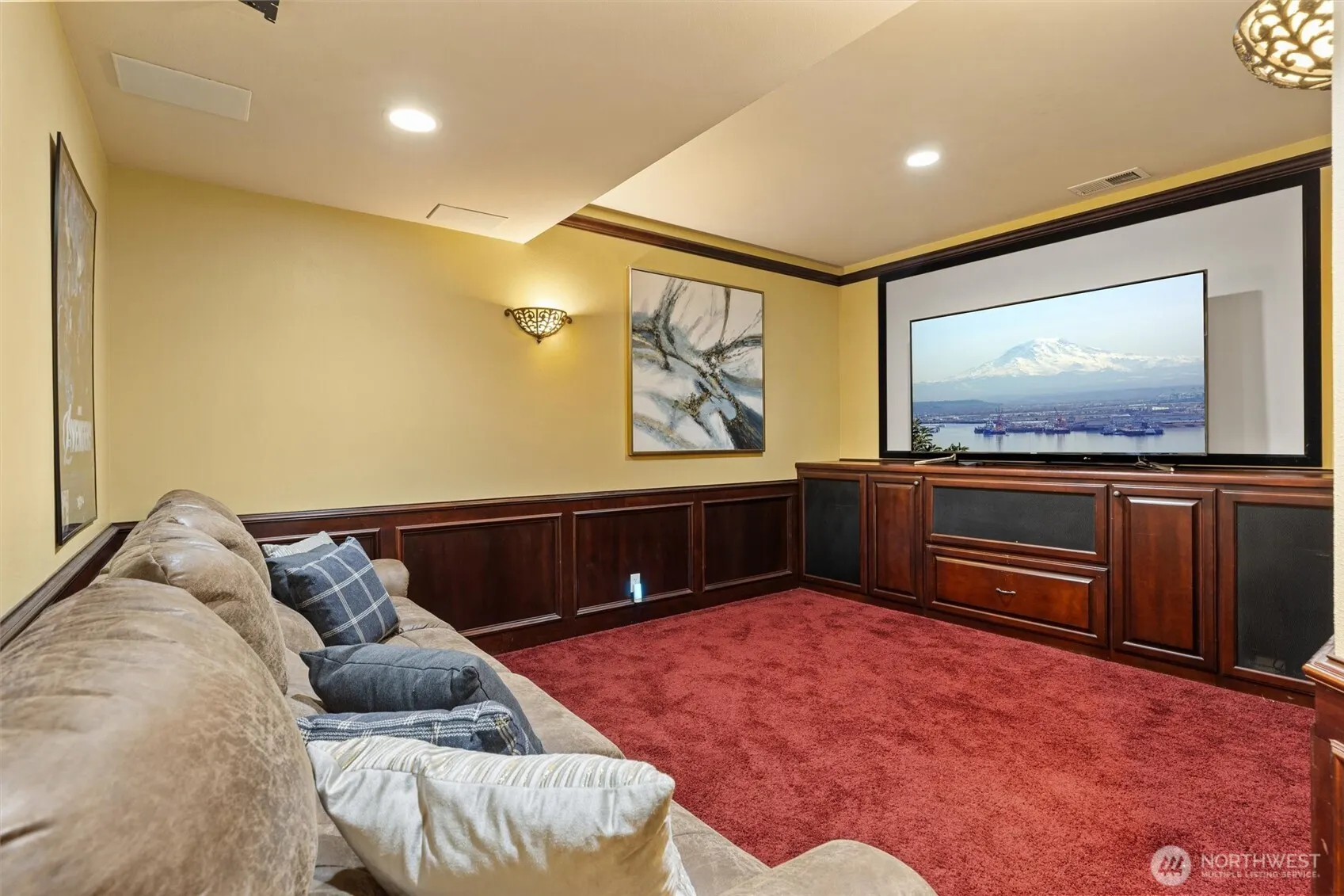 22307 NE 6th Court , Sammamish, WA 98074