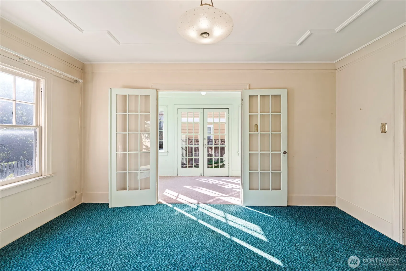 1624 N 46th Street , Seattle, WA 98103