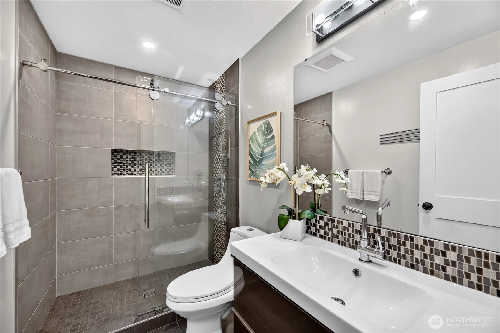 1930 W Cypress Way #A, Lynnwood, WA 98036
