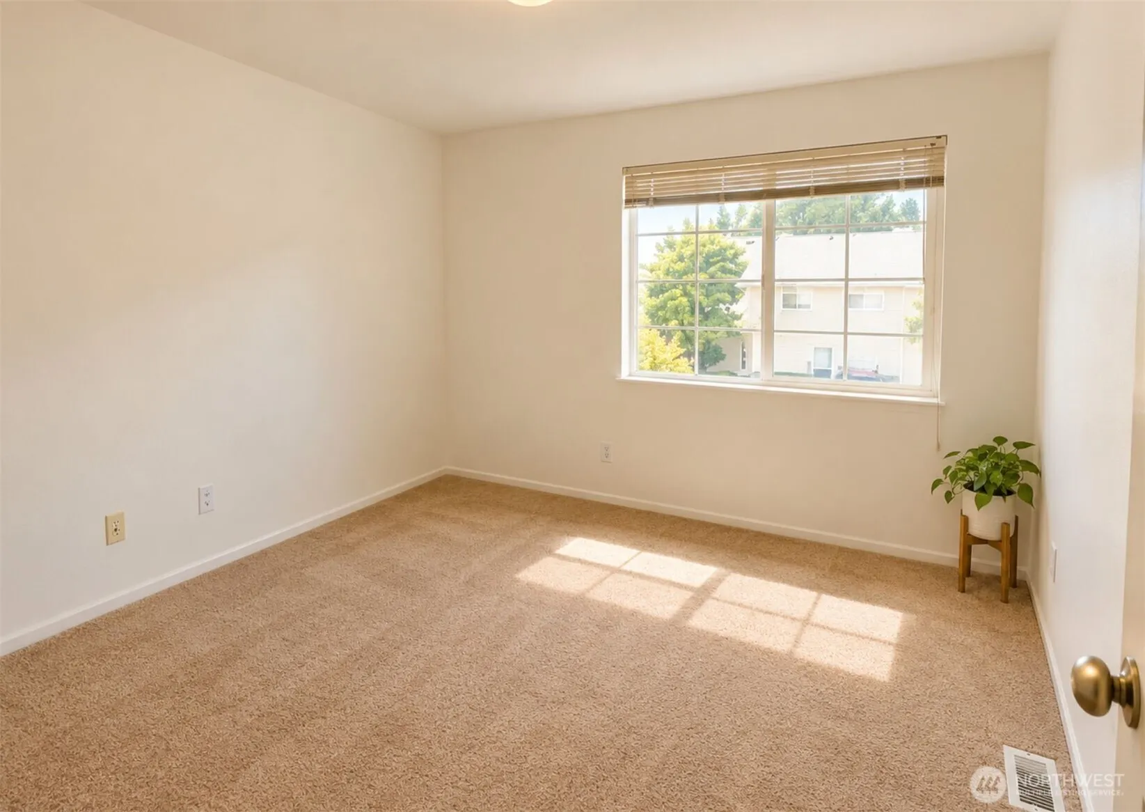 3107 156th Street SW #A5, Lynnwood, WA 98087