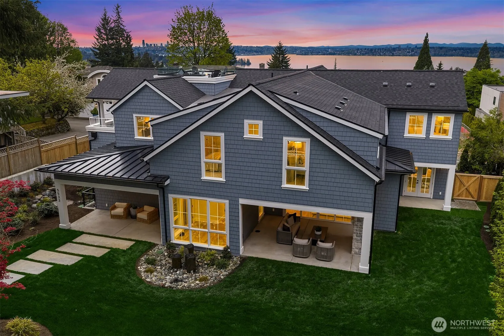 5533 106th Avenue NE, Kirkland, WA 98033