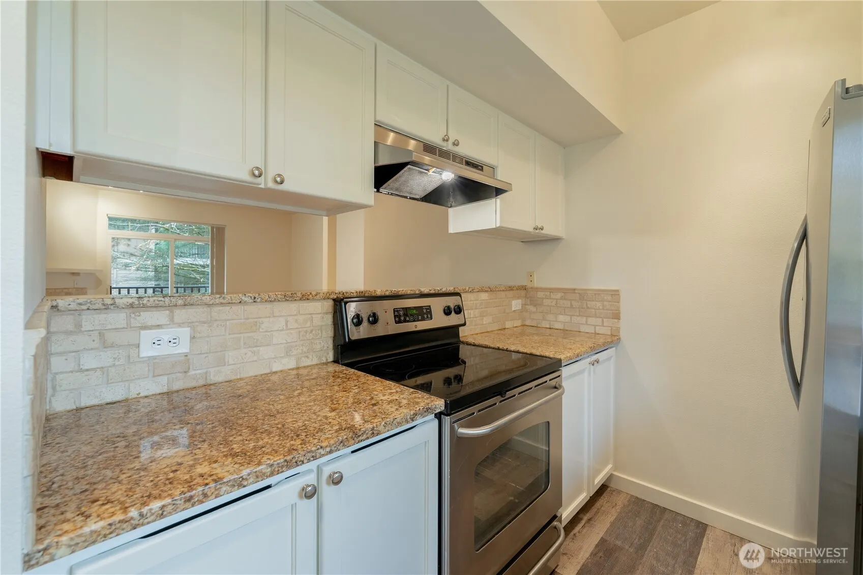 18930 Bothell Everett Highway #E203, Bothell, WA 98012