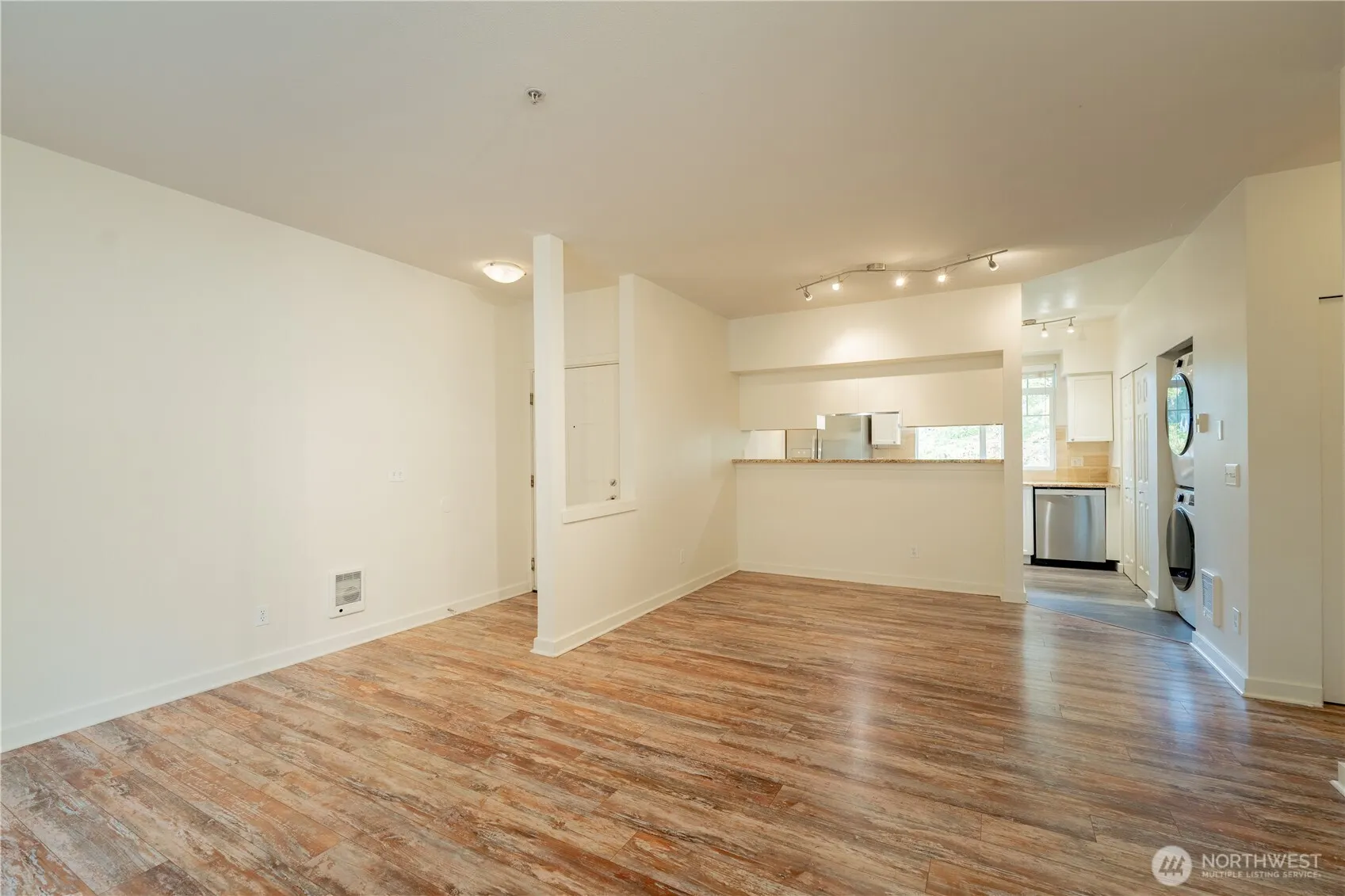 18930 Bothell Everett Highway #E203, Bothell, WA 98012