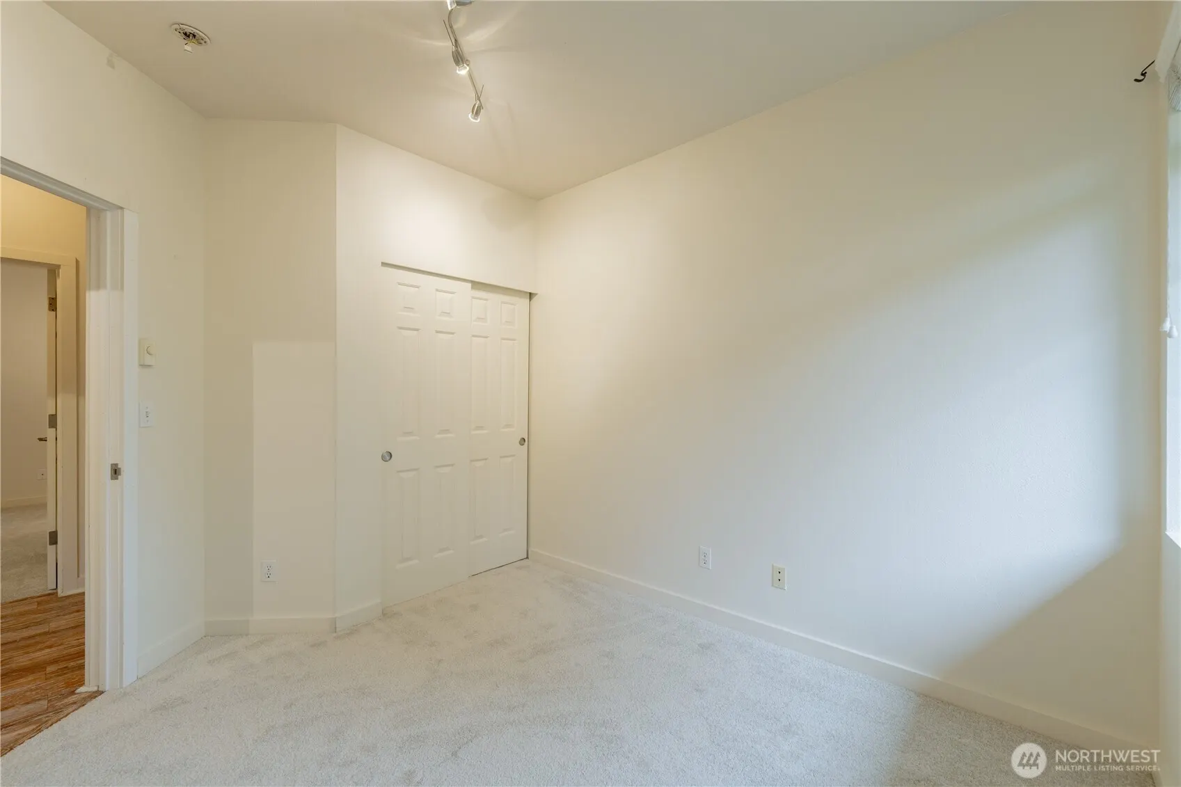 18930 Bothell Everett Highway #E203, Bothell, WA 98012