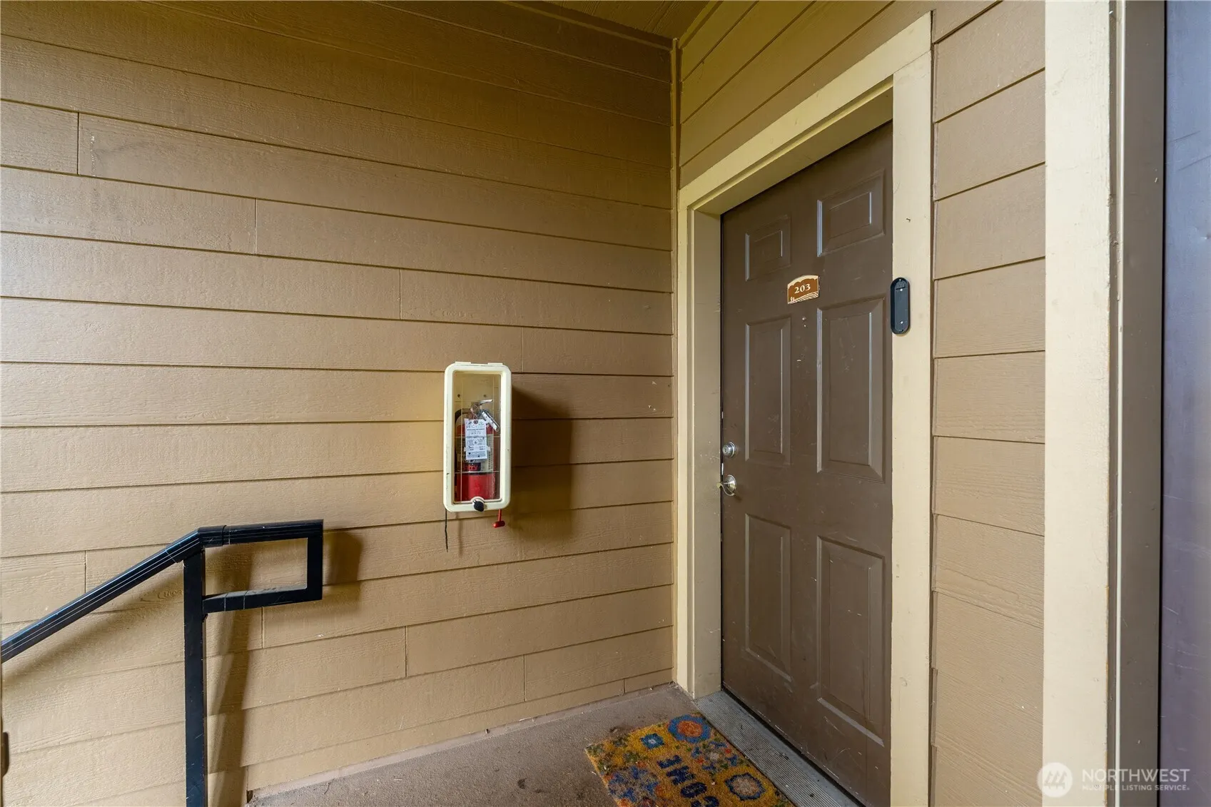 18930 Bothell Everett Highway #E203, Bothell, WA 98012