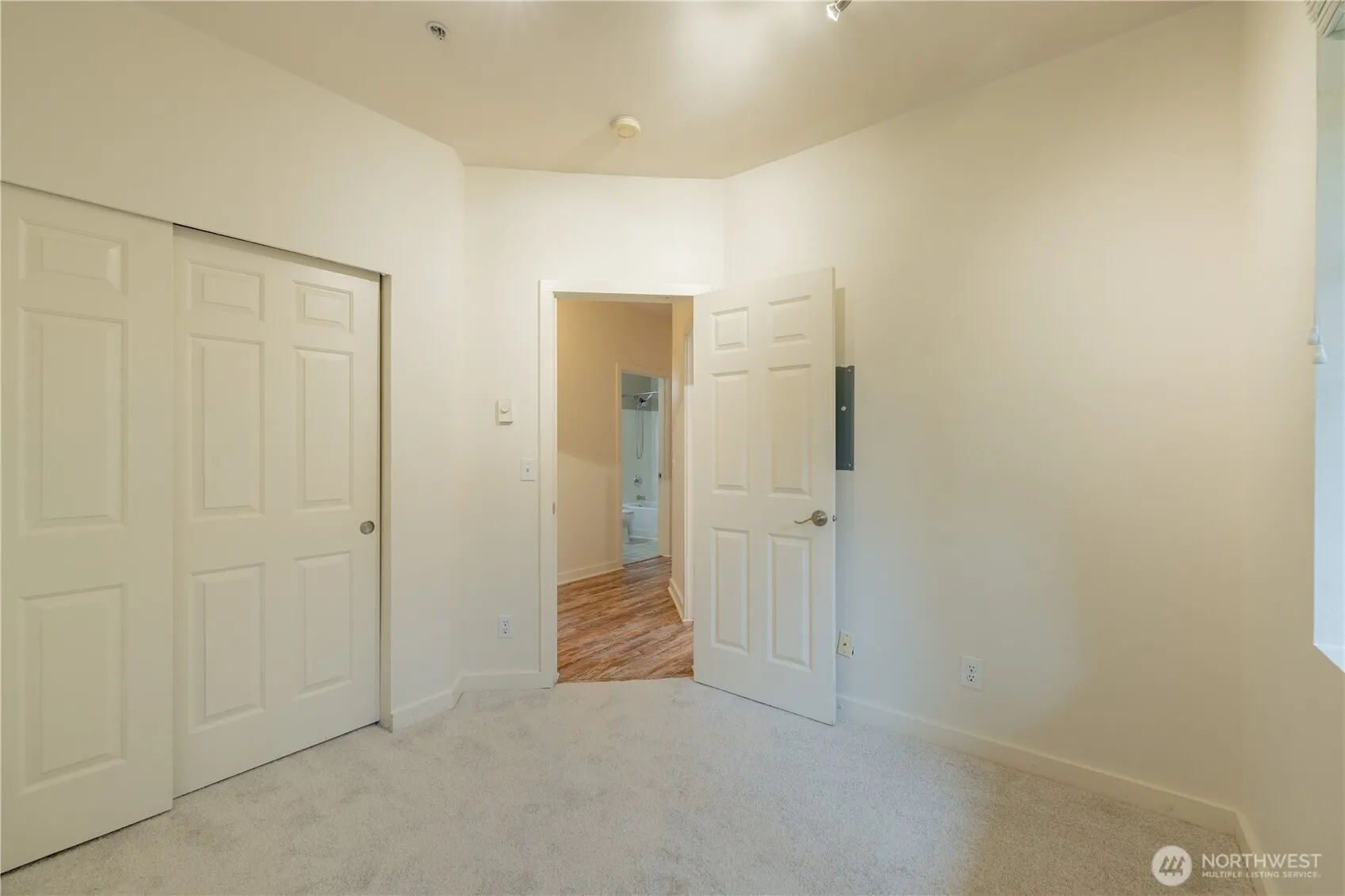 18930 Bothell Everett Highway #E203, Bothell, WA 98012
