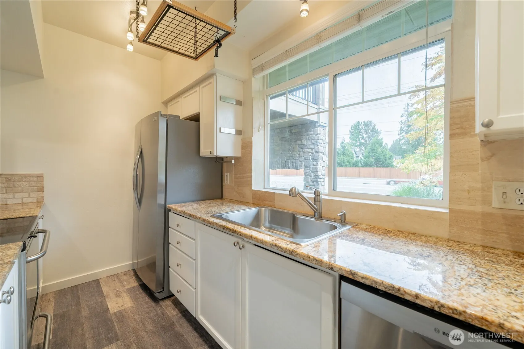 18930 Bothell Everett Highway #E203, Bothell, WA 98012