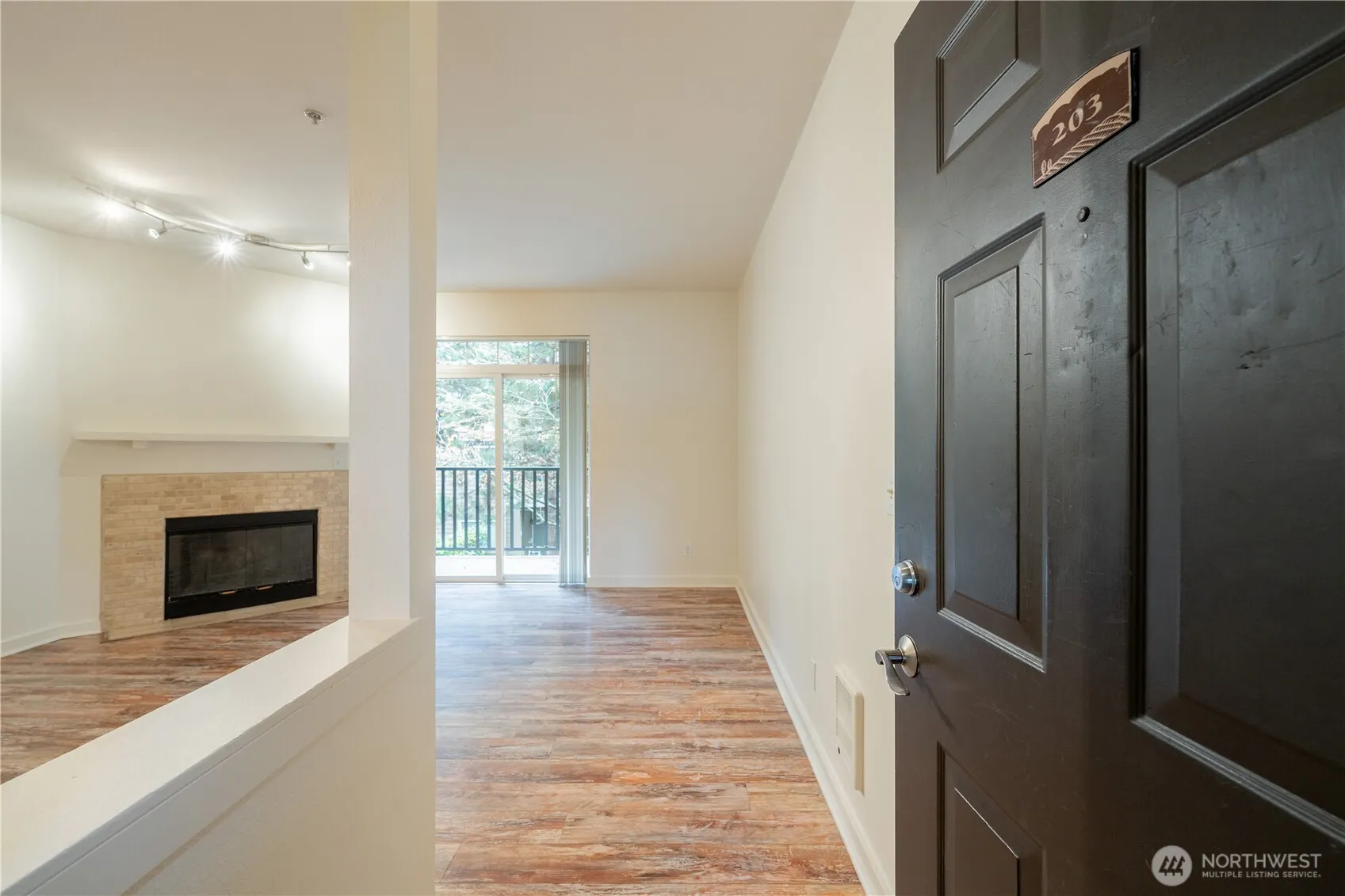 18930 Bothell Everett Highway #E203, Bothell, WA 98012