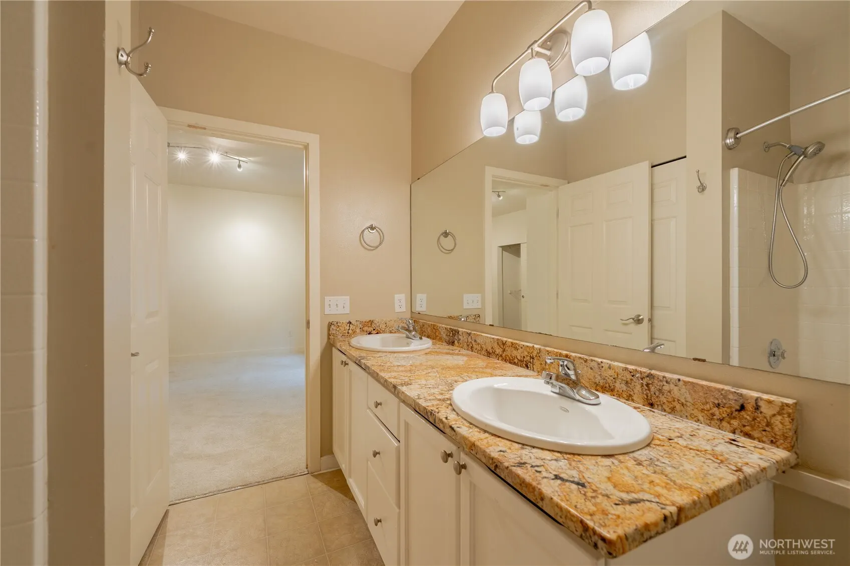 18930 Bothell Everett Highway #E203, Bothell, WA 98012