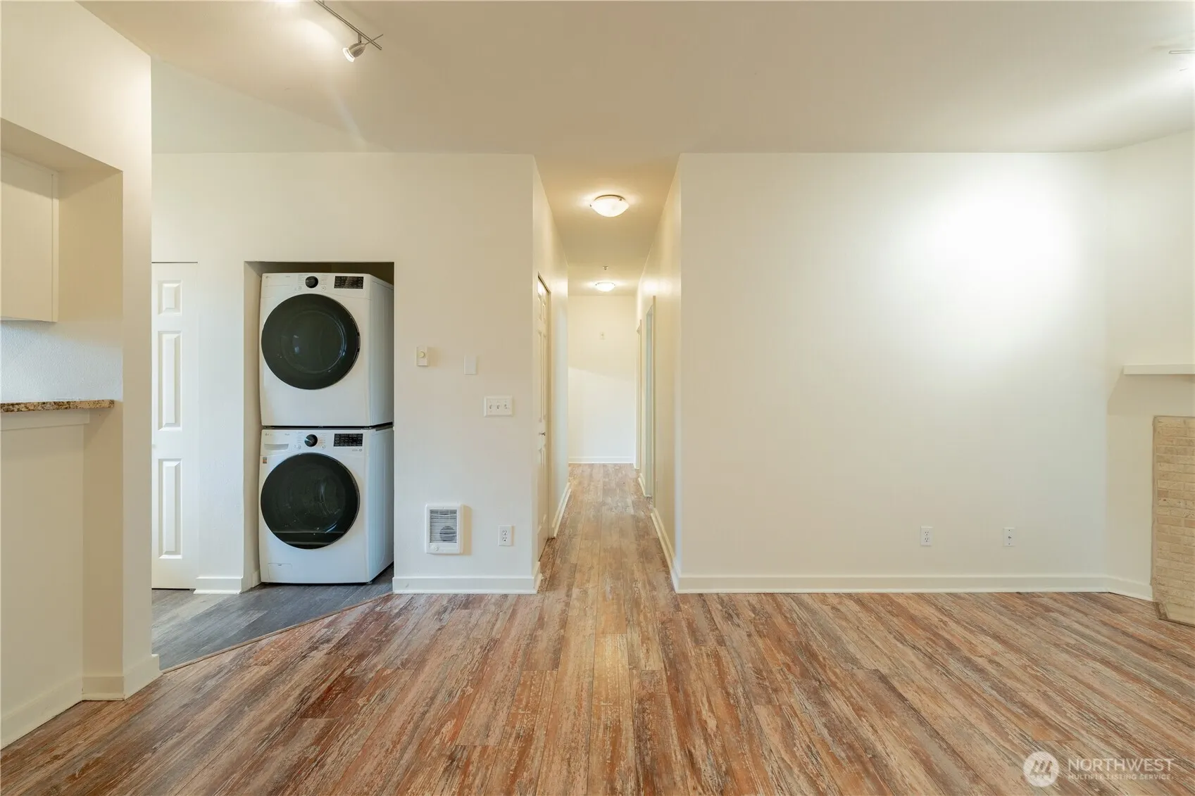 18930 Bothell Everett Highway #E203, Bothell, WA 98012