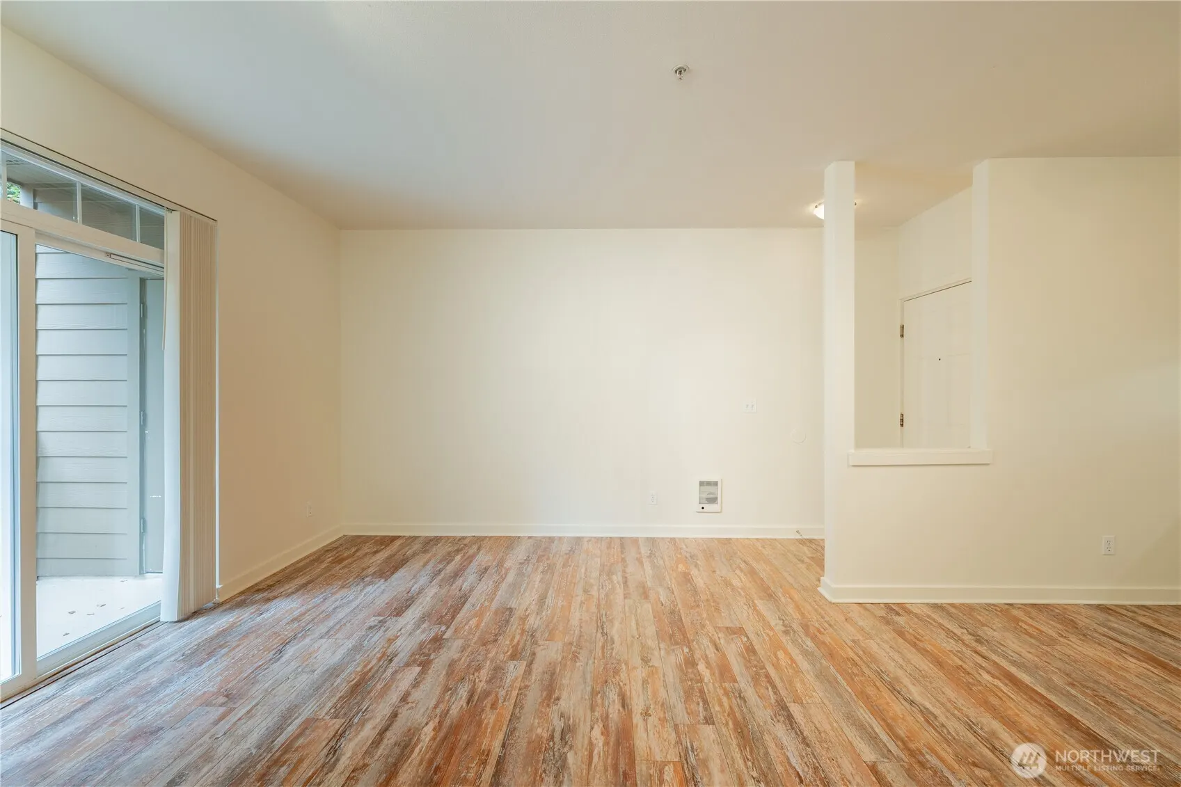 18930 Bothell Everett Highway #E203, Bothell, WA 98012