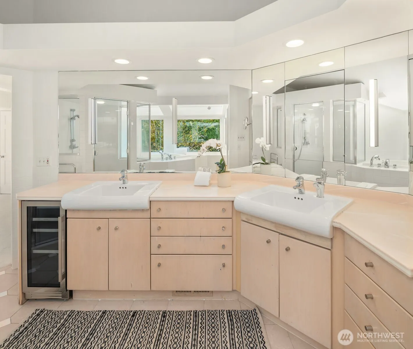 11508 165th Court NE, Redmond, WA 98052