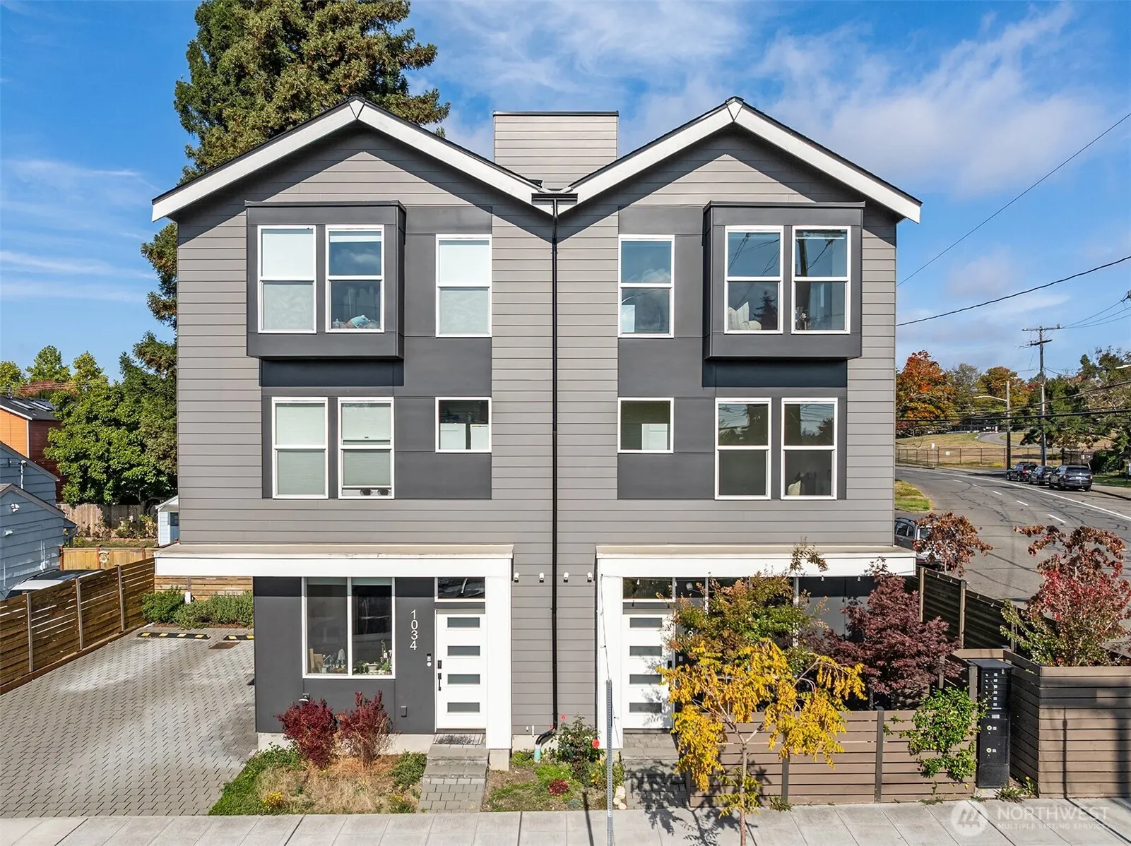 1036 NE 72nd Street , Seattle, WA 98115
