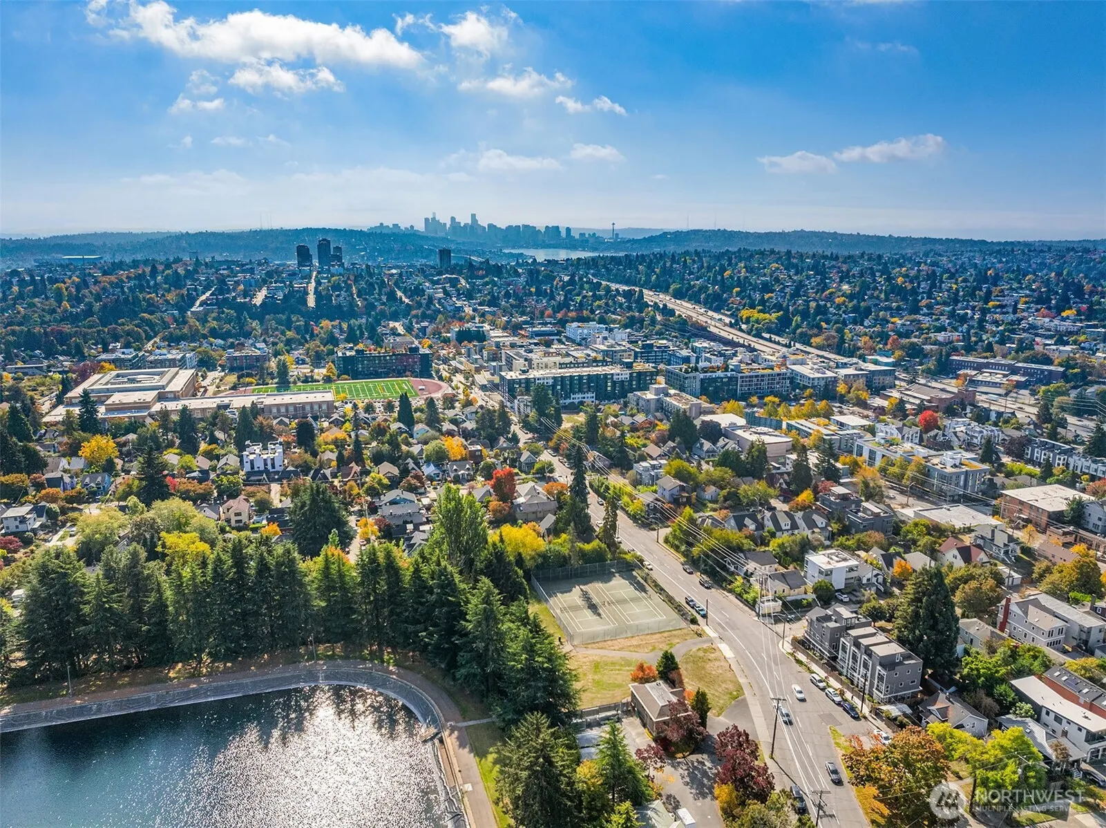 1036 NE 72nd Street , Seattle, WA 98115