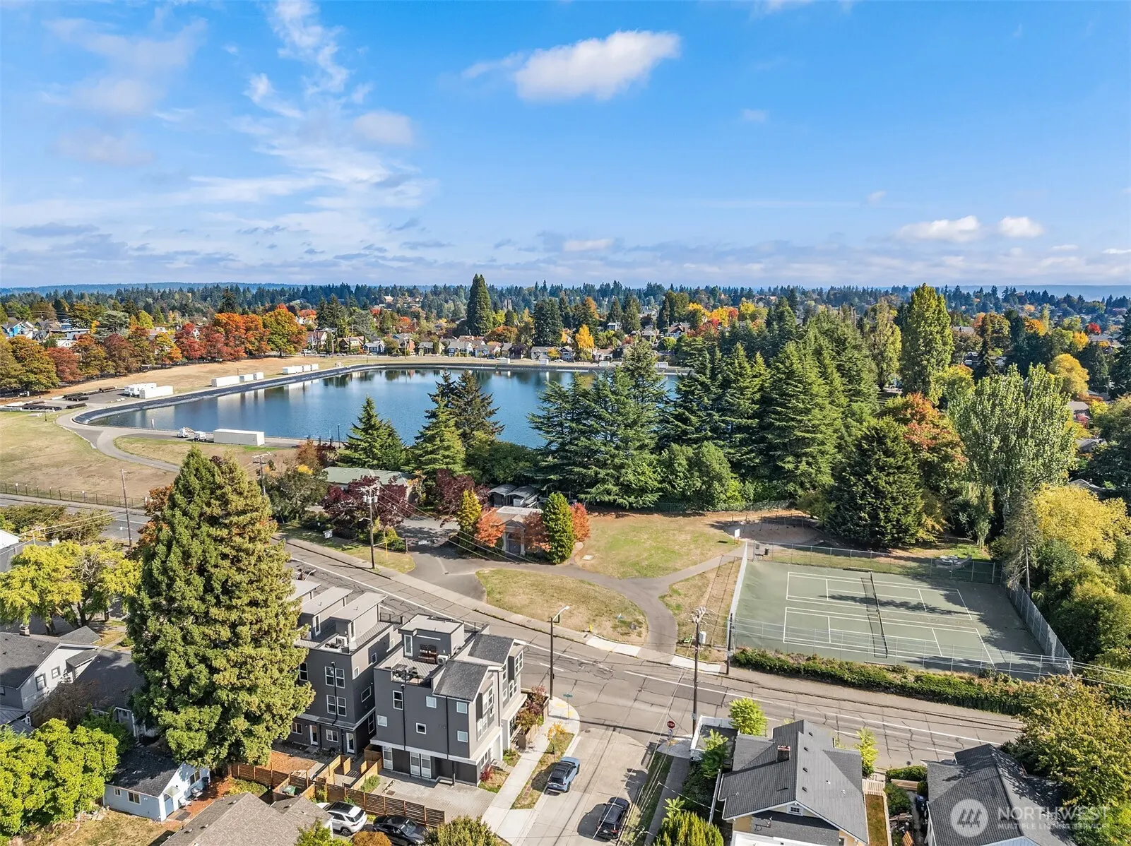 1036 NE 72nd Street , Seattle, WA 98115