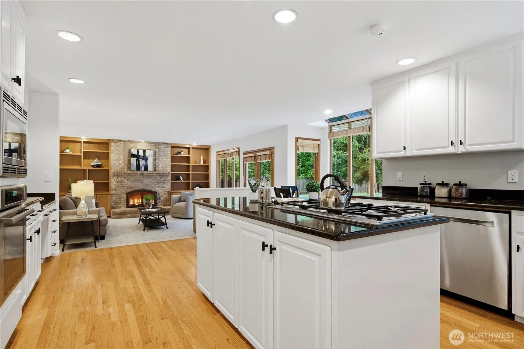19745 NE 127th Place , Woodinville, WA 98077