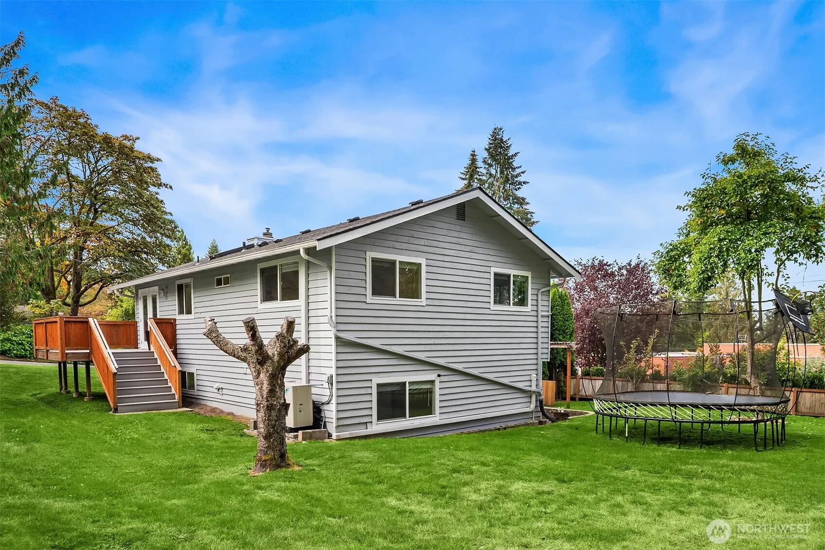 11102 126th Avenue NE, Kirkland, WA 98033