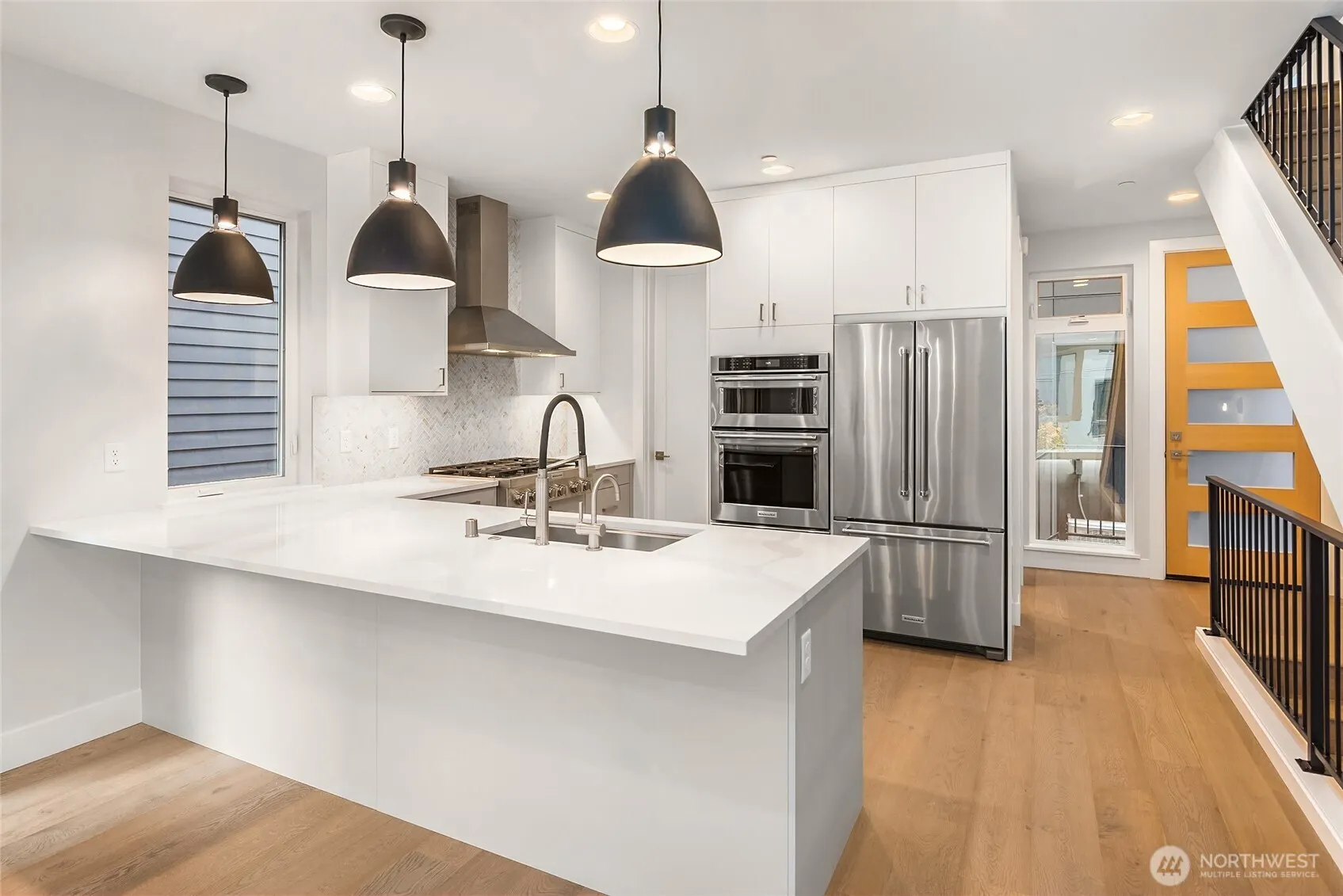 311 4th Avenue , Kirkland, WA 98033