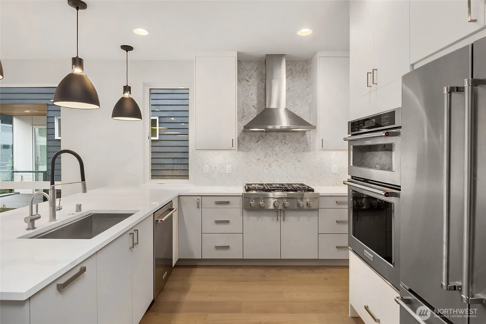311 4th Avenue , Kirkland, WA 98033