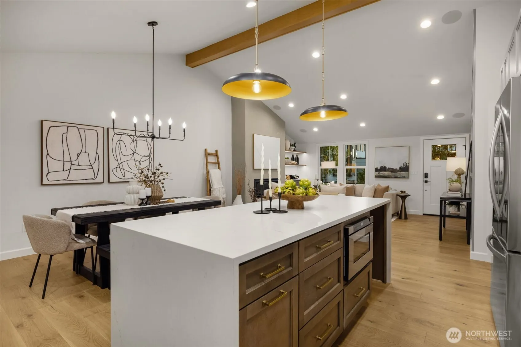 10836 NE 12th Place , Bellevue, WA 98004