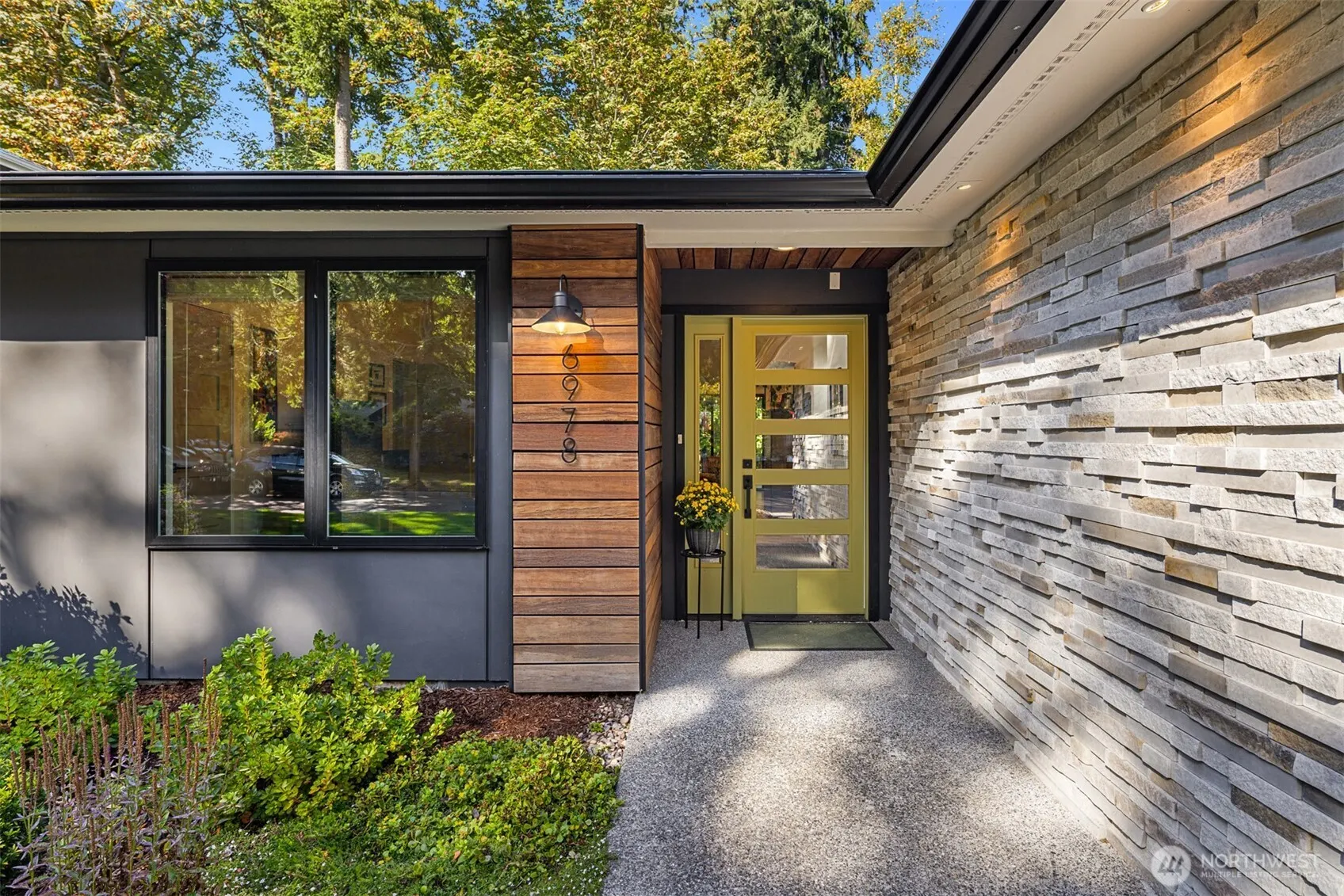 6978 NE 139th Street , Kirkland, WA 98034
