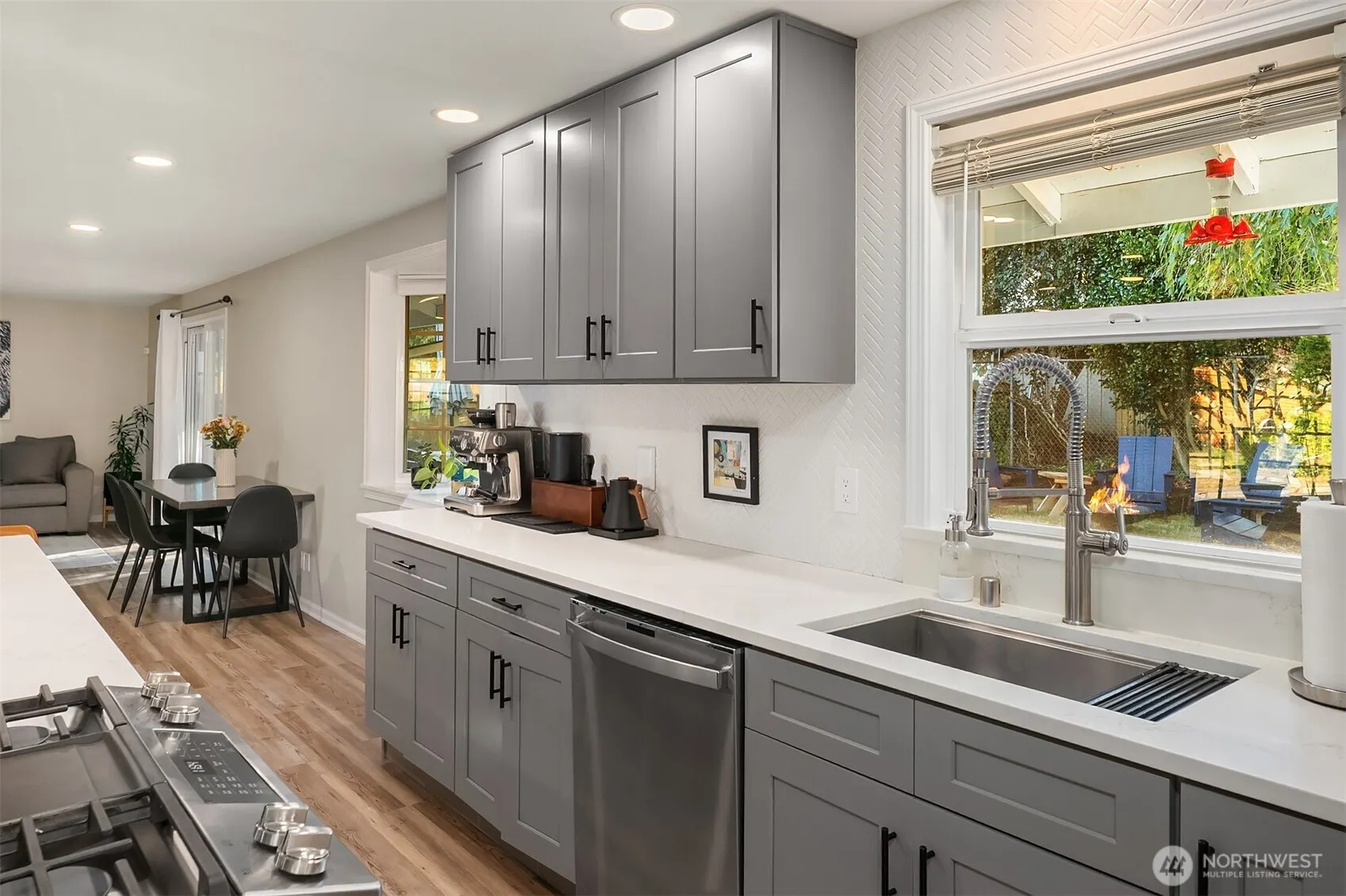 3917 NE 11th Place , Renton, WA 98056