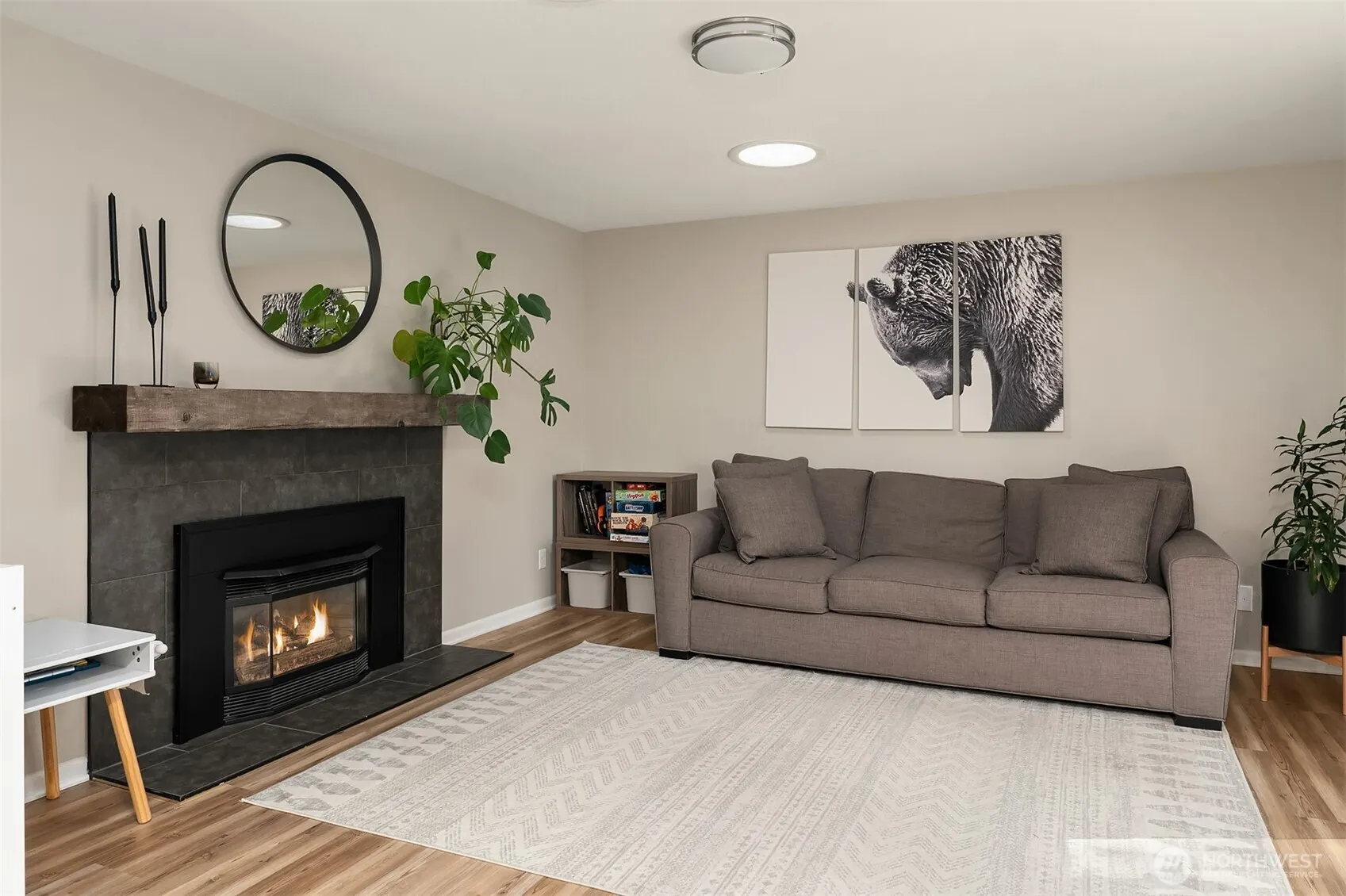 3917 NE 11th Place , Renton, WA 98056