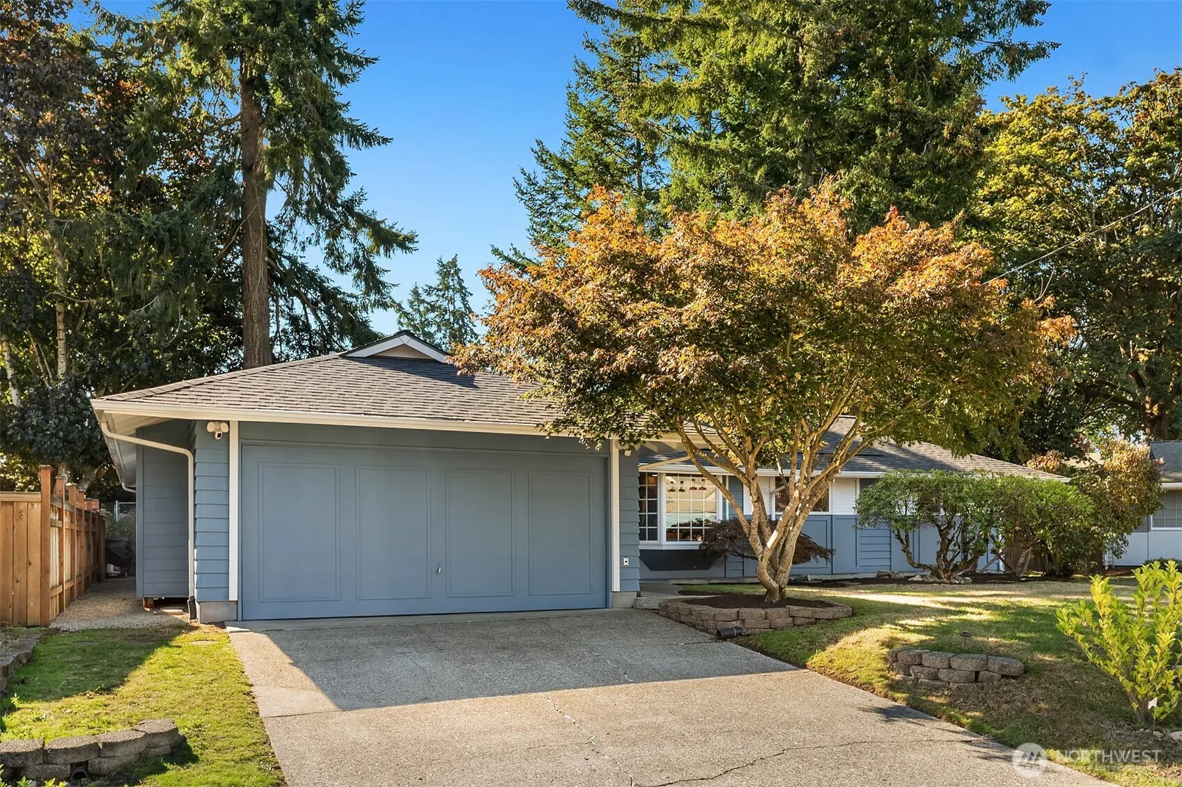 3917 NE 11th Place , Renton, WA 98056