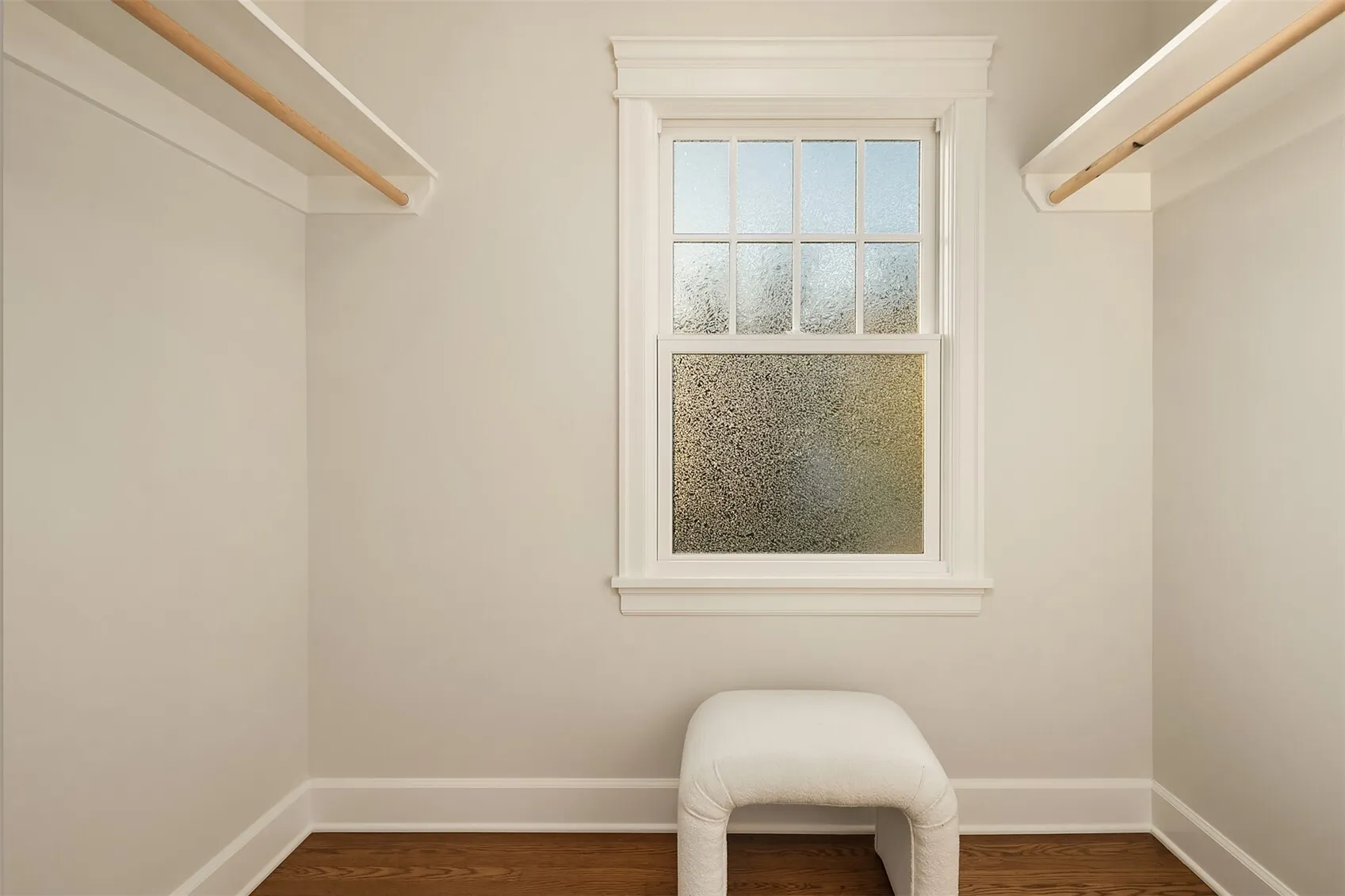 206 32nd Avenue , Seattle, WA 98122