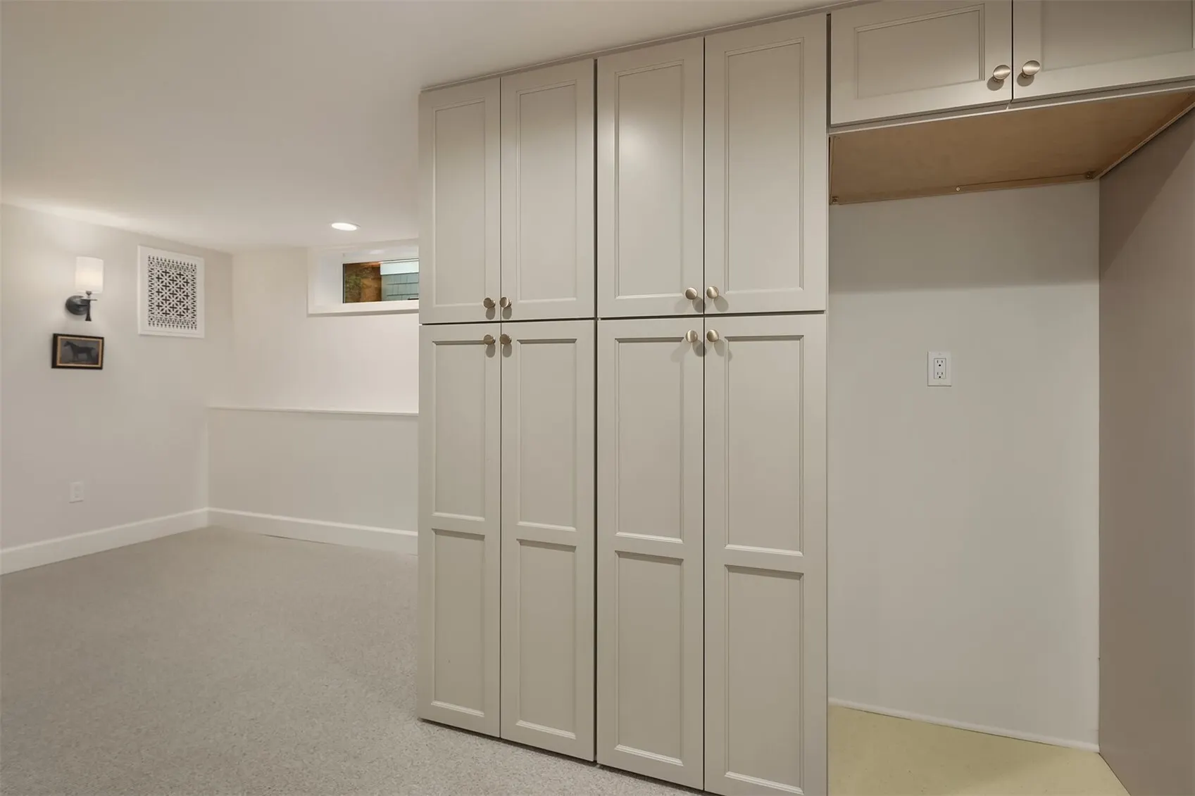 206 32nd Avenue , Seattle, WA 98122